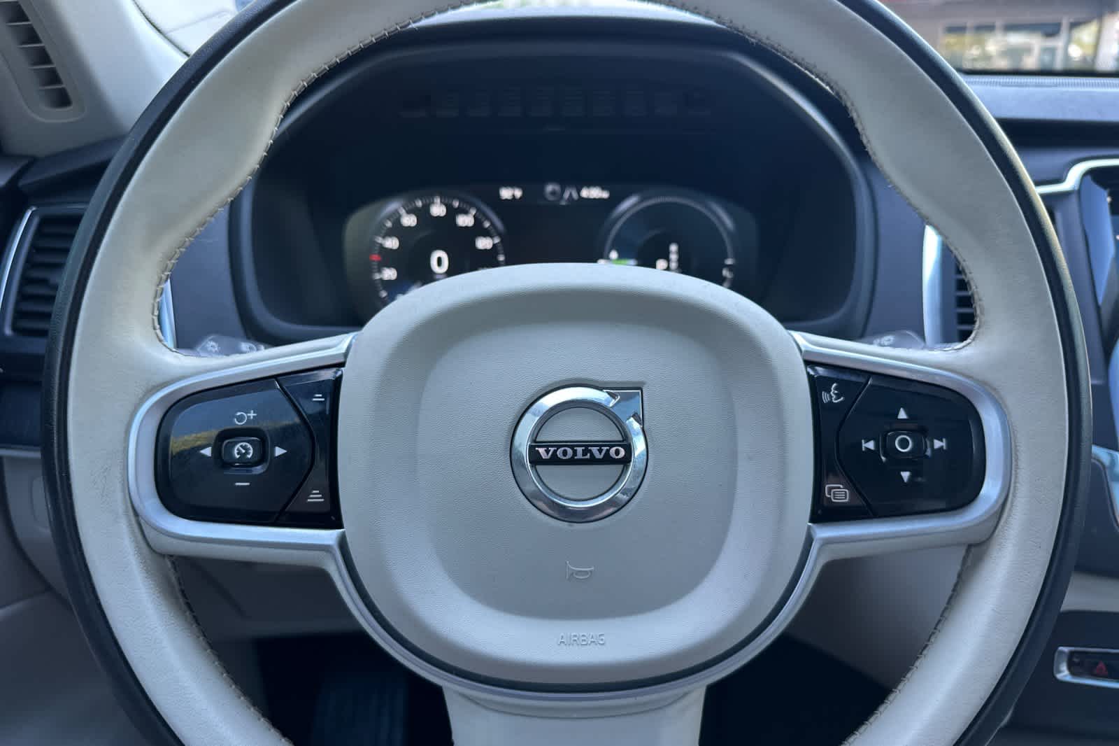 Thumbnail: 2020 Volvo XC90 - 27