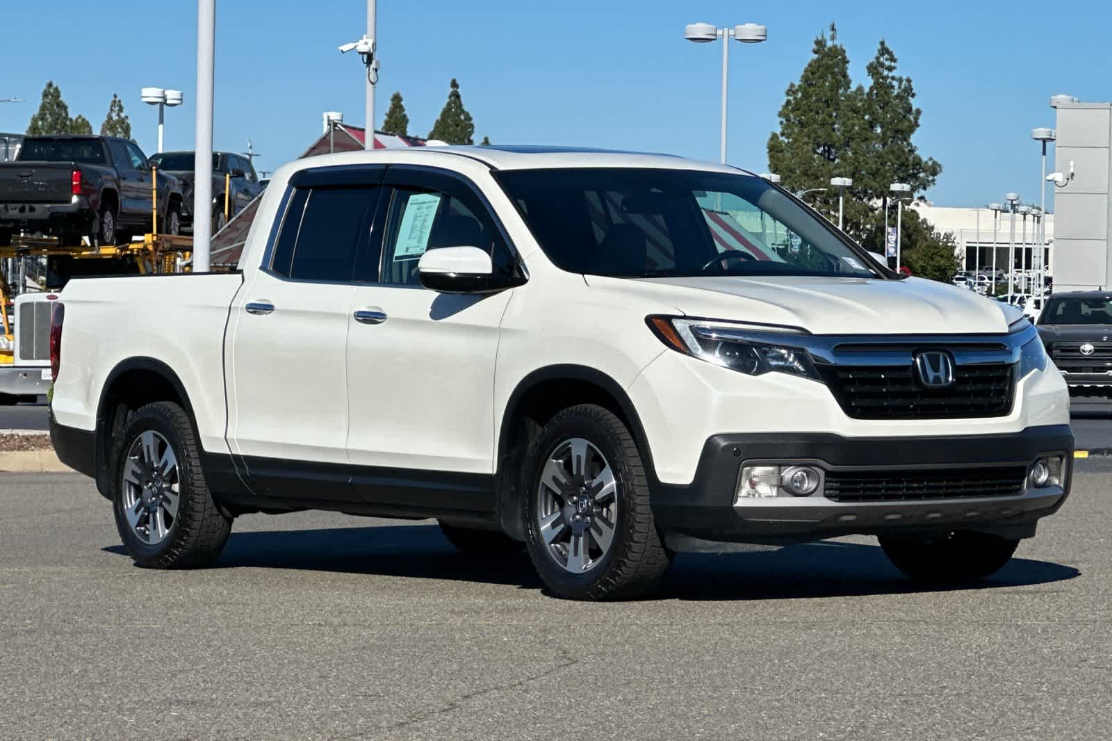 Thumbnail: 2018 Honda Ridgeline - 5