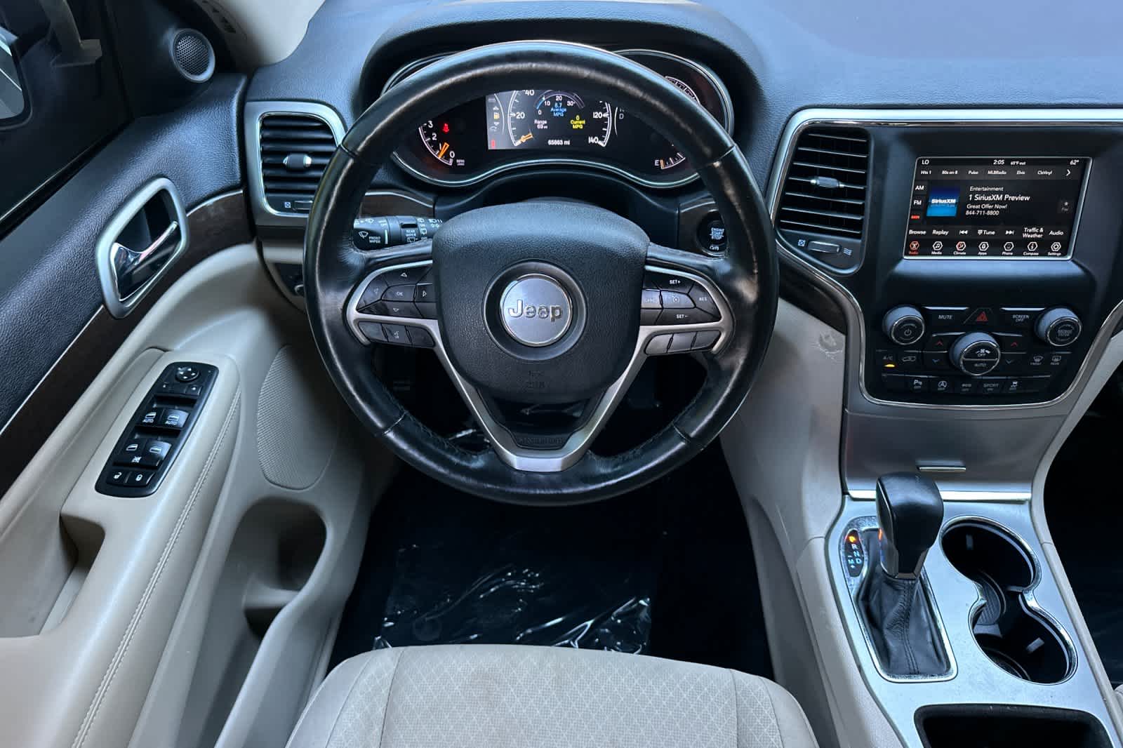 Thumbnail: 2018 Jeep Grand Cherokee - 15