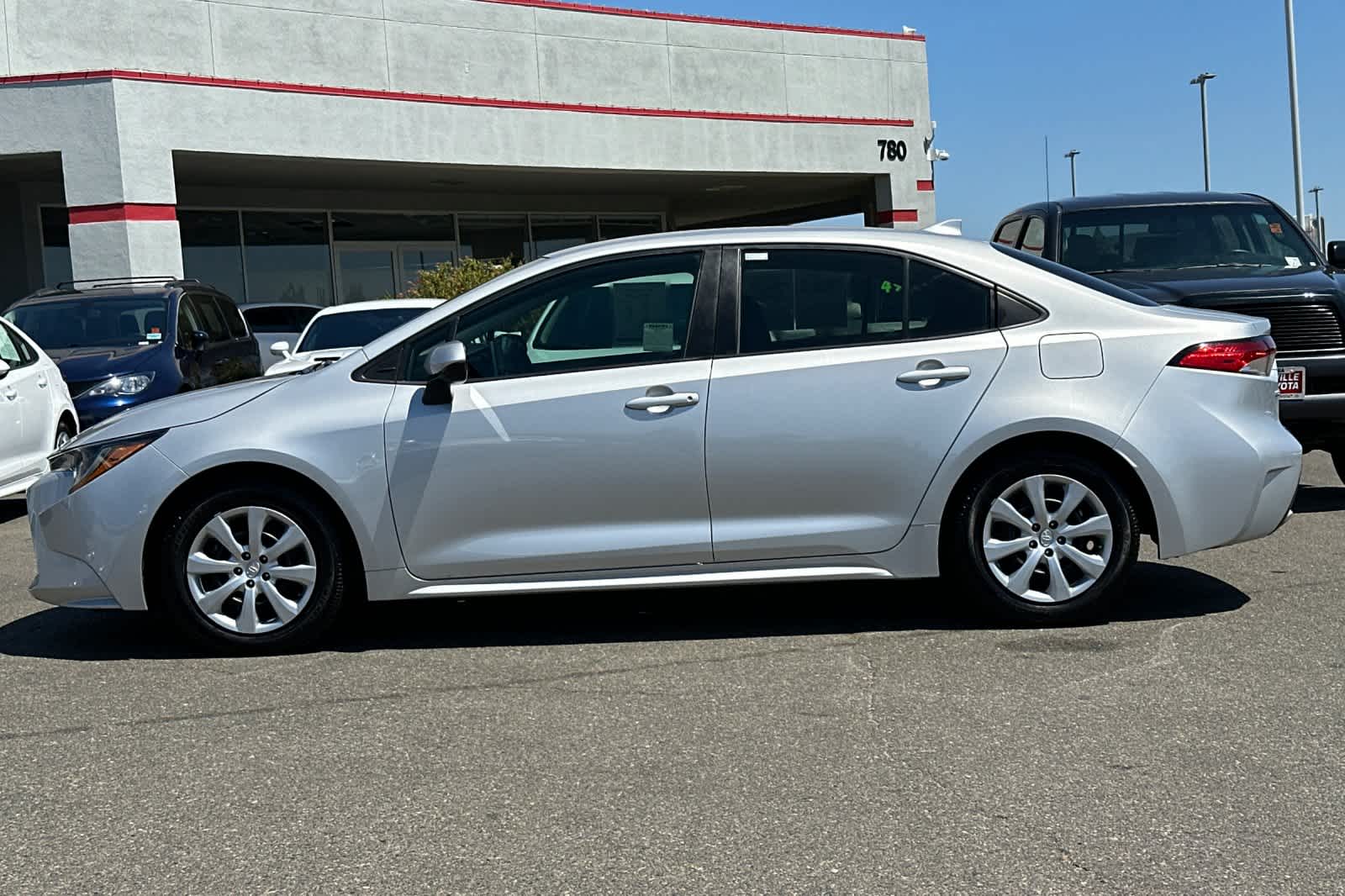 Thumbnail: 2020 Toyota Corolla - 9