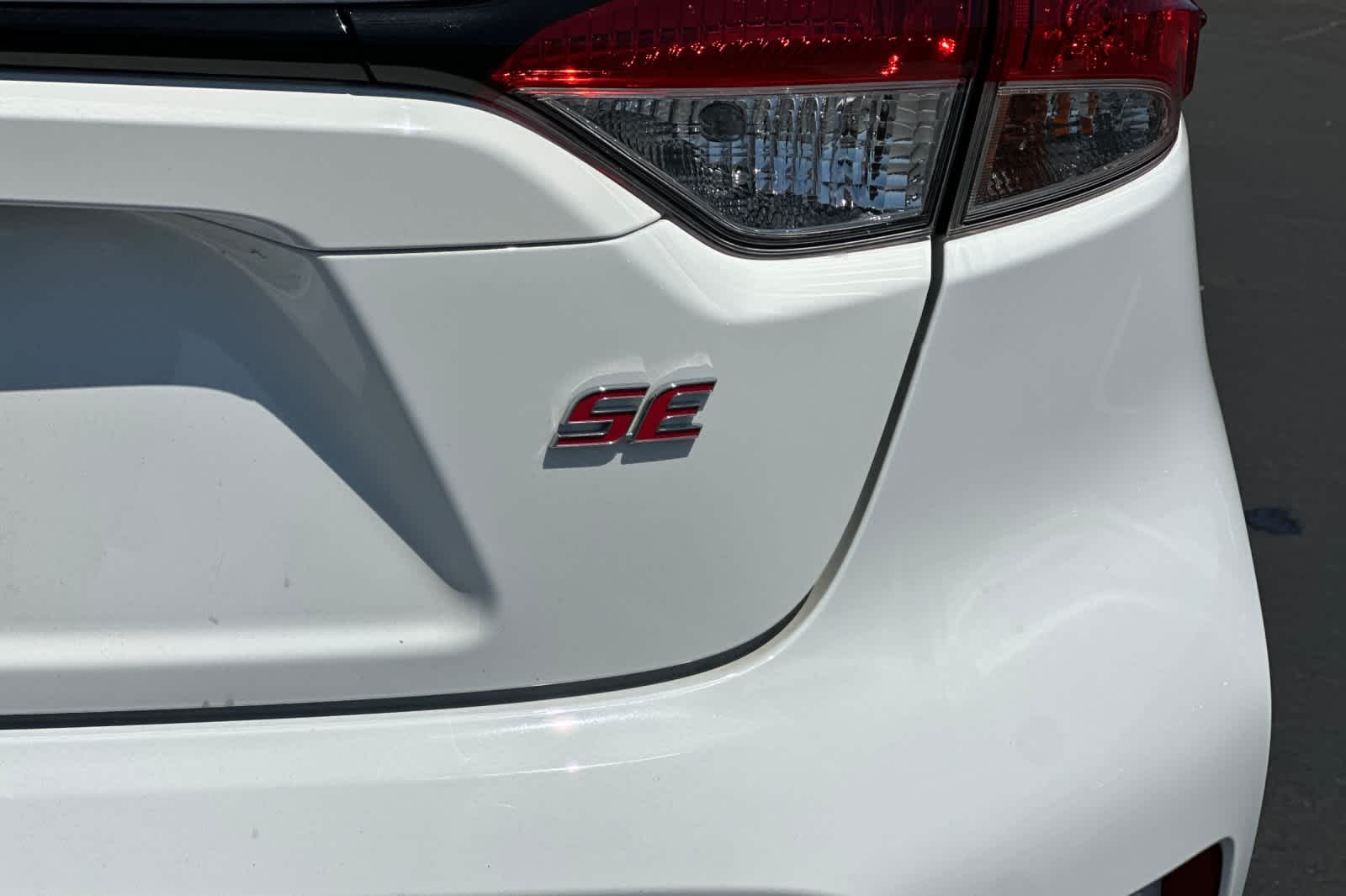 Thumbnail: 2021 Toyota Corolla - 29