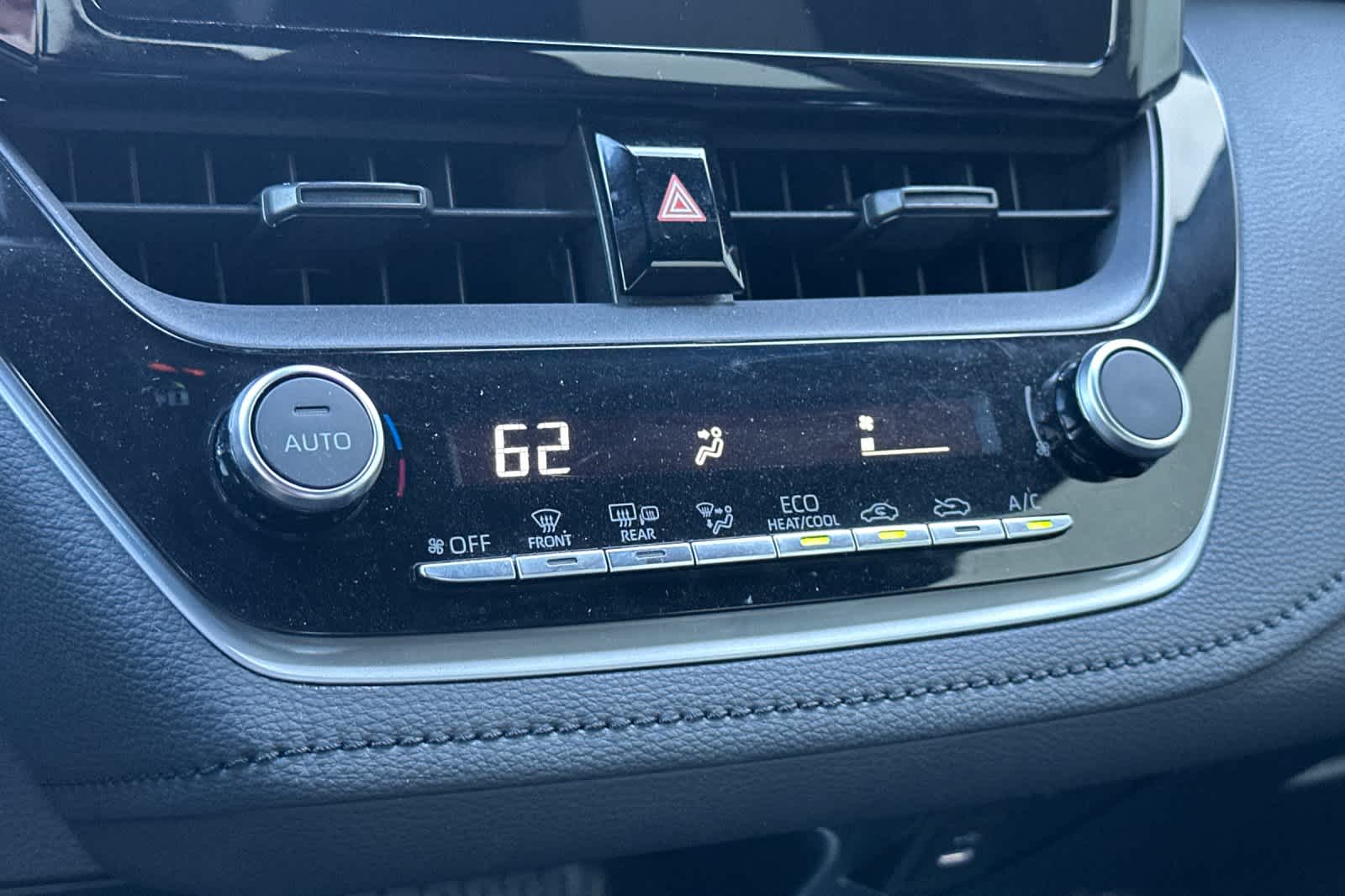 Thumbnail: 2023 Toyota Corolla - 20