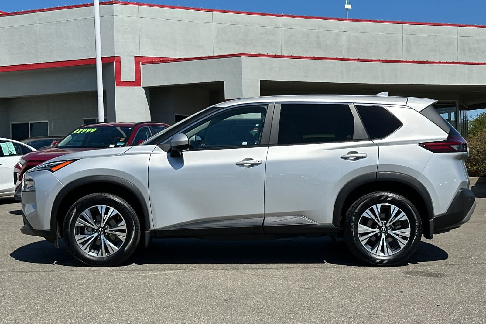 Thumbnail: 2023 Nissan Rogue - 9