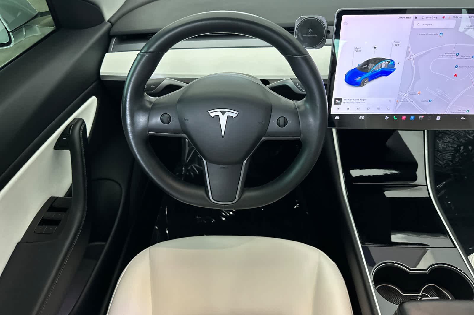 Thumbnail: 2018 Tesla Model 3 - 15