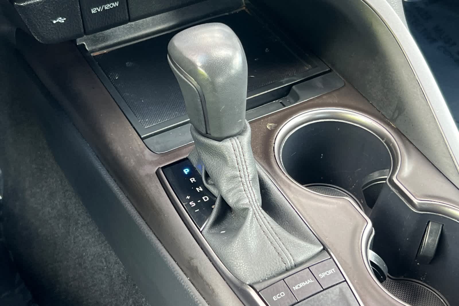 Thumbnail: 2024 Toyota Camry - 21
