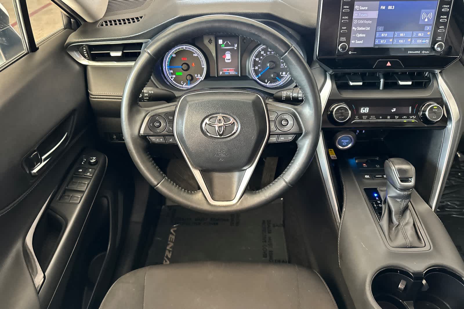 Thumbnail: 2021 Toyota Venza - 15