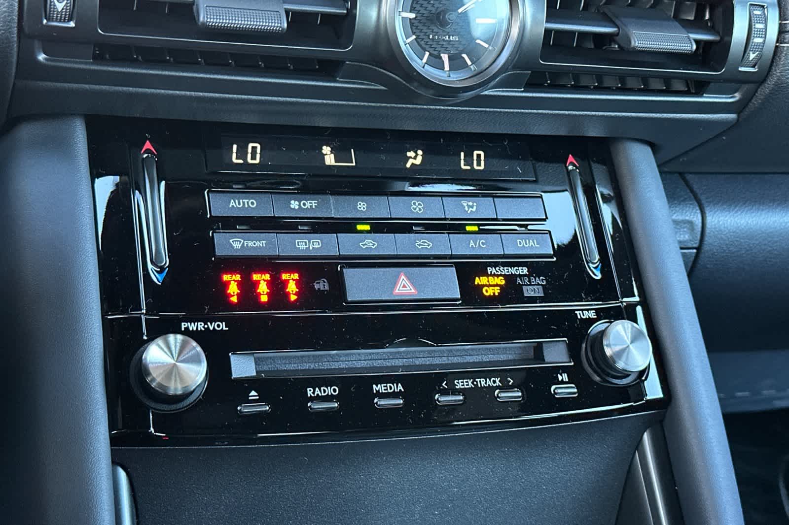 Thumbnail: 2025 Lexus IS - 21