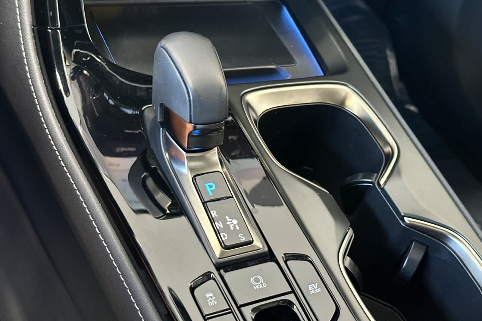 2025 Lexus NX  23