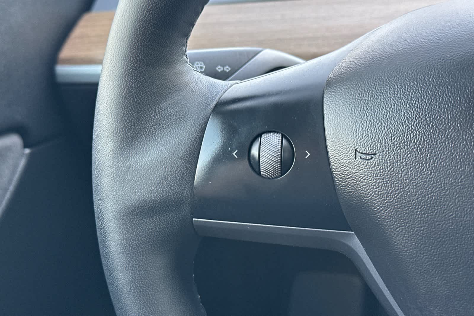 Thumbnail: 2021 Tesla Model Y - 26