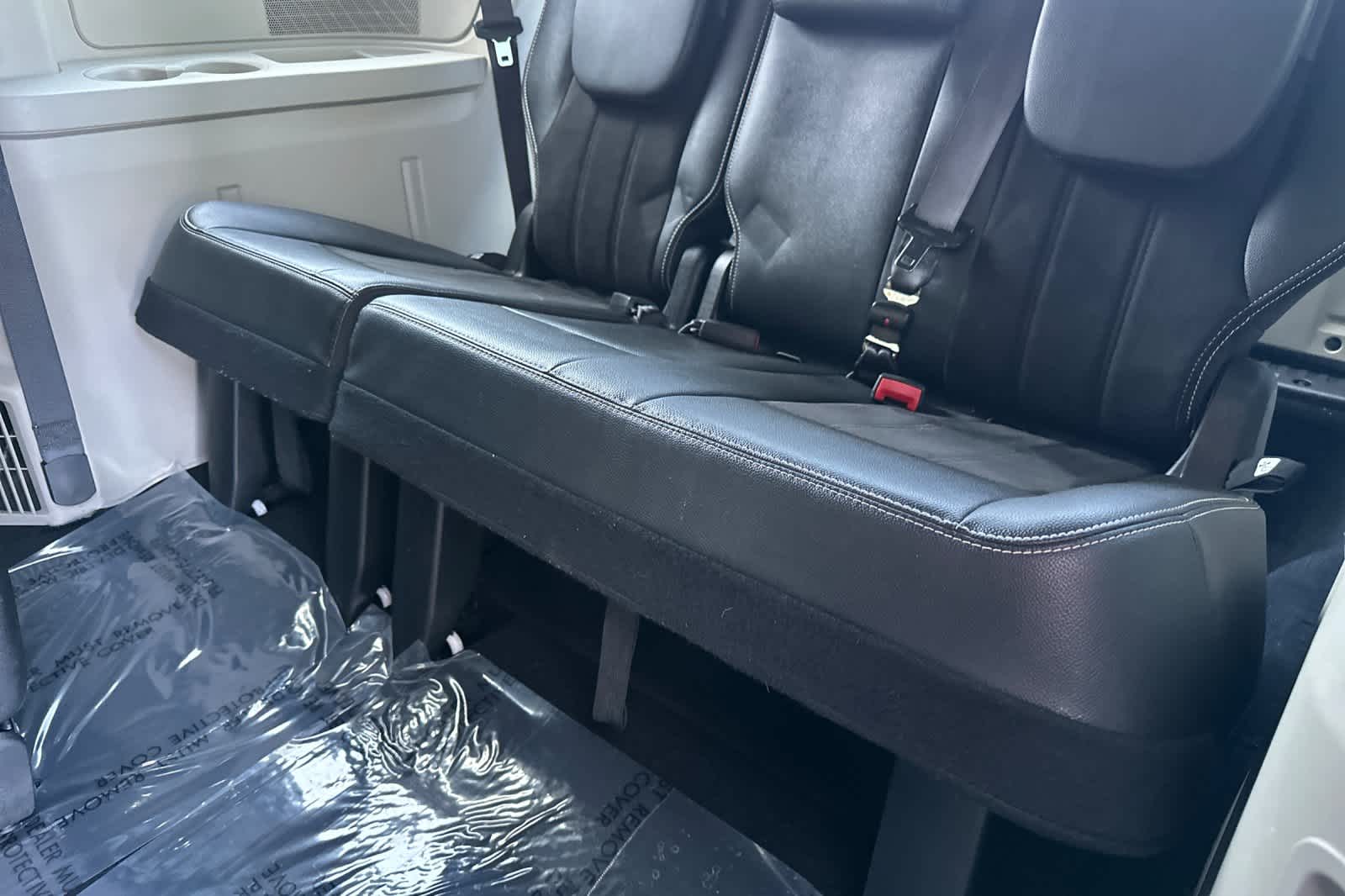 Thumbnail: 2019 Dodge Grand Caravan - 15