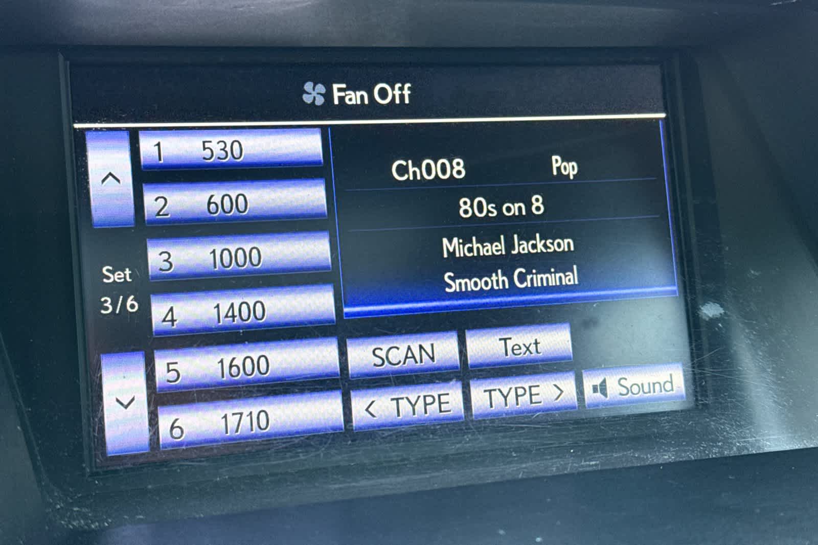 Thumbnail: 2015 Lexus RX - 20