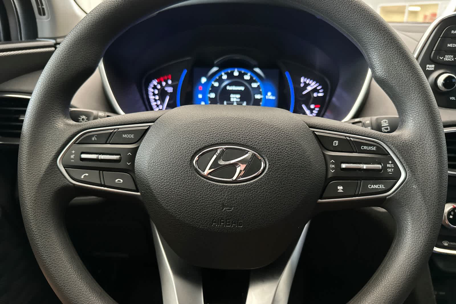 Thumbnail: 2020 Hyundai Santa Fe - 25