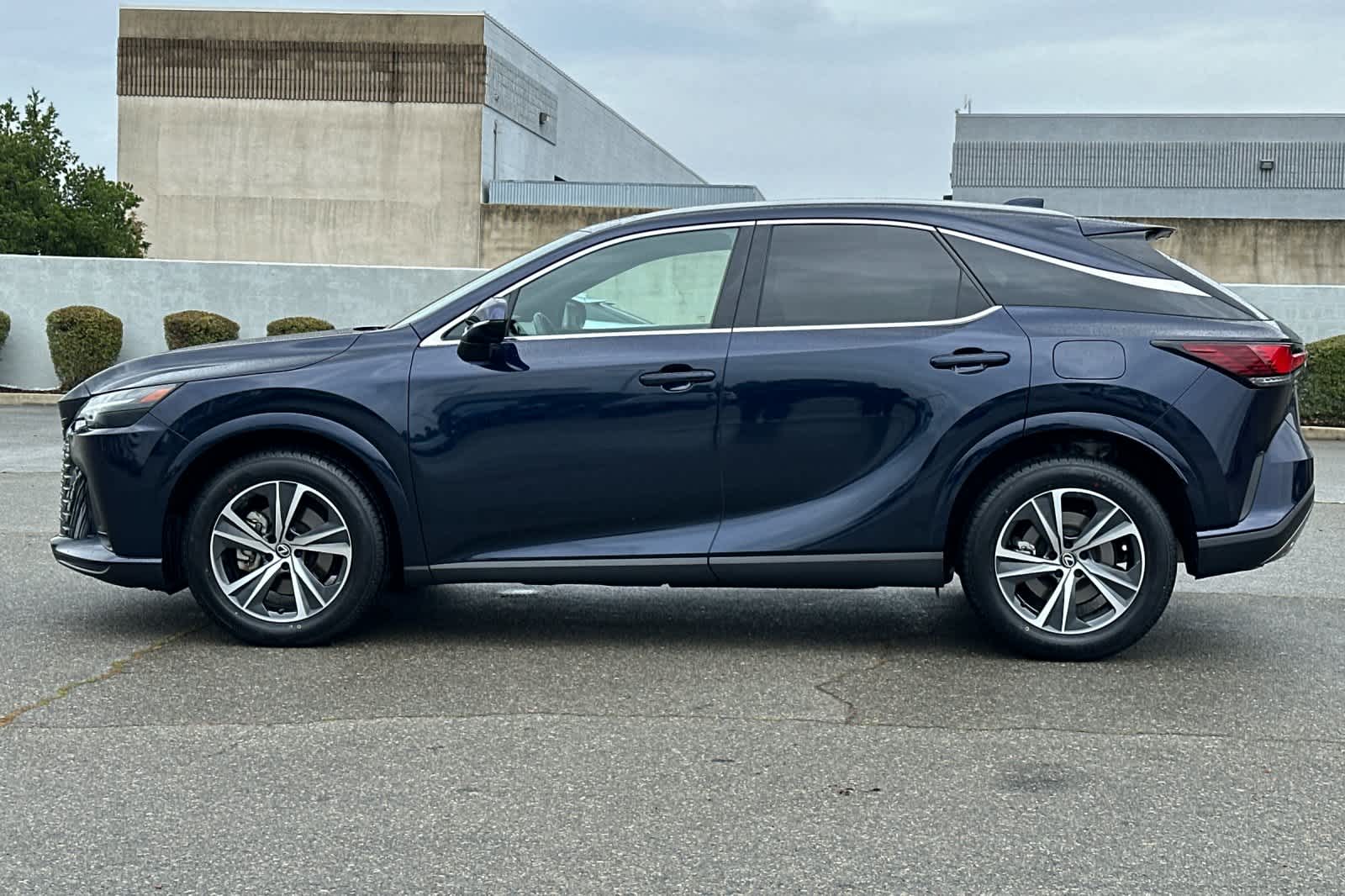 Thumbnail: 2023 Lexus RX - 9