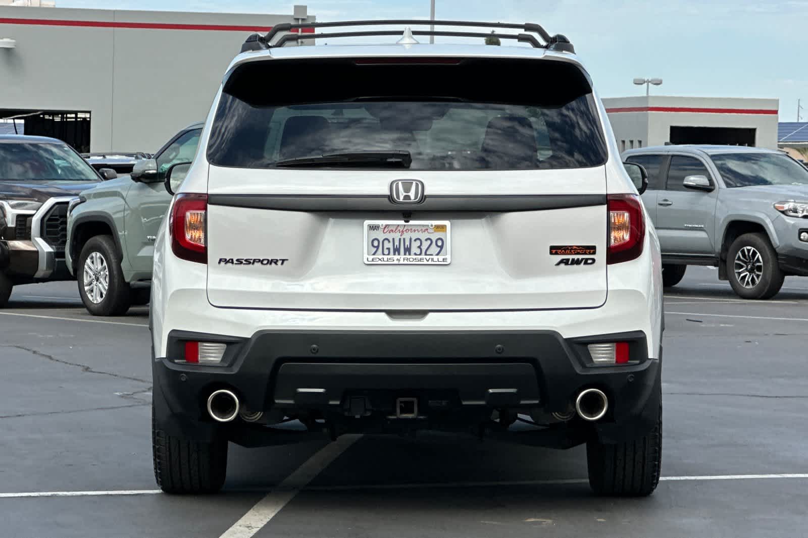 Thumbnail: 2023 Honda Passport - 8
