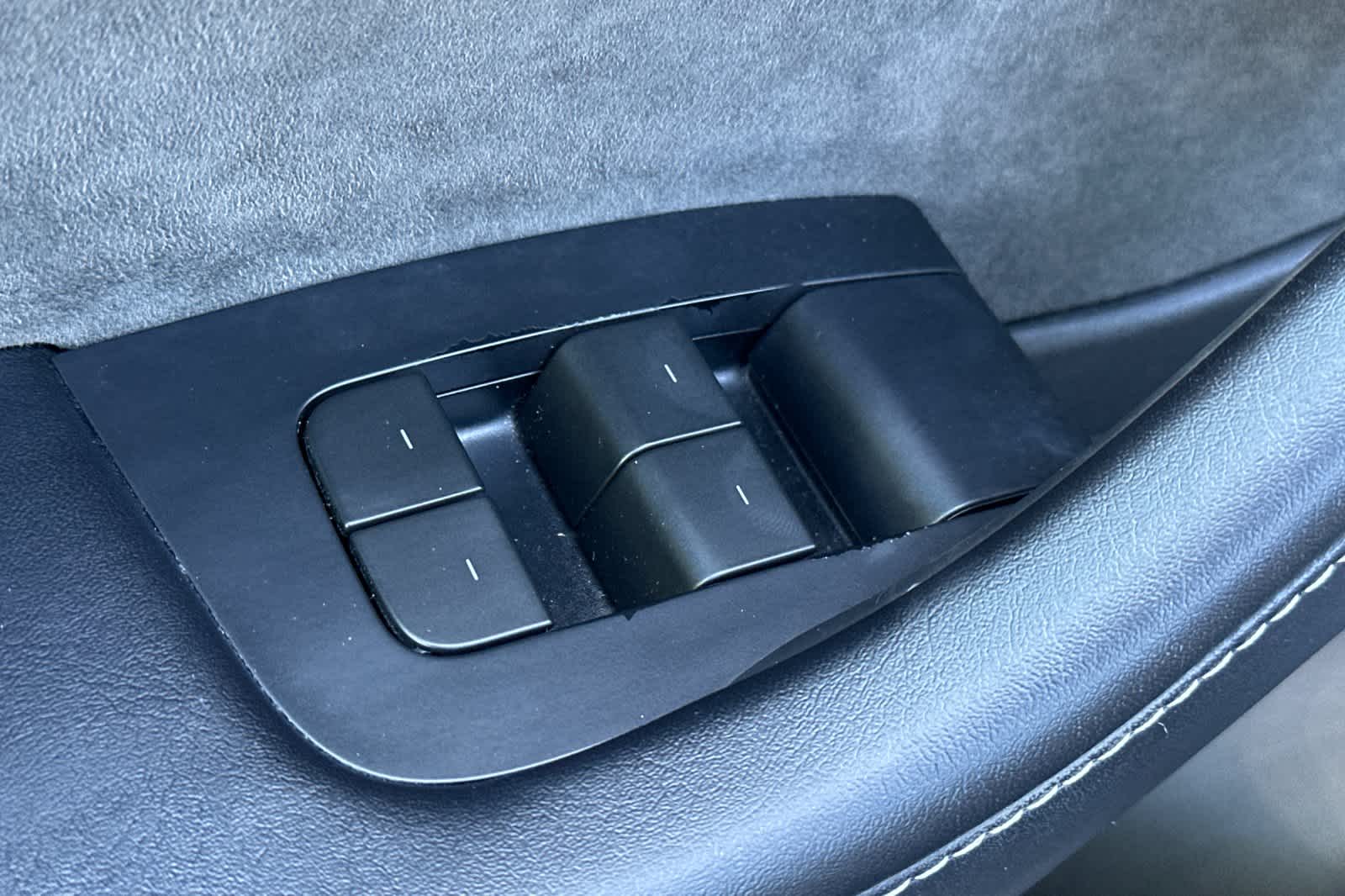 Thumbnail: 2023 Tesla Model 3 - 13