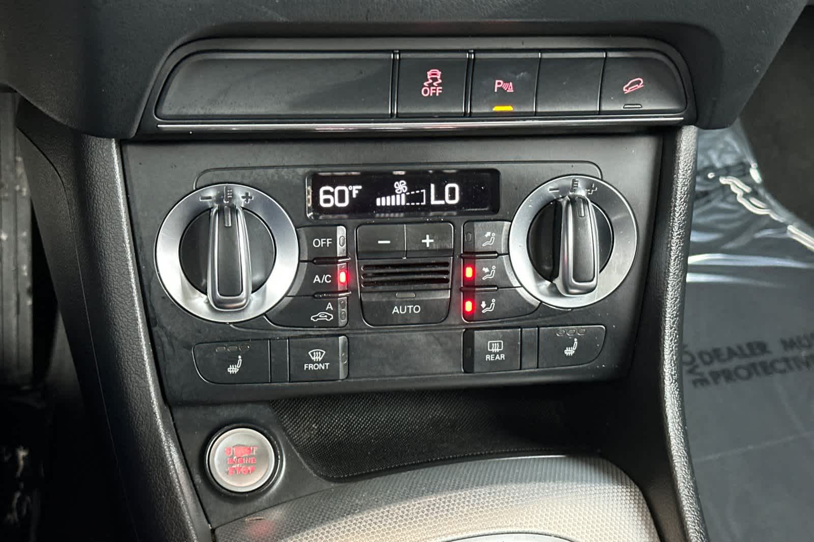 Thumbnail: 2015 Audi Q3 - 23