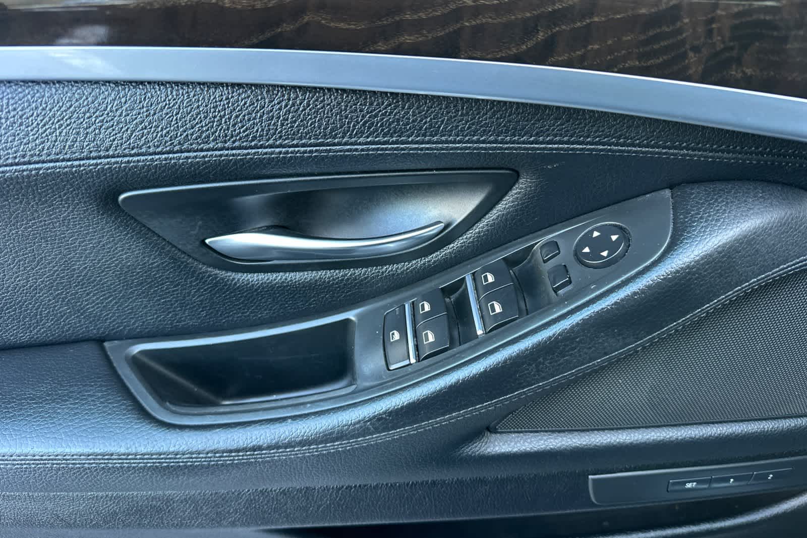 Thumbnail: 2015 BMW 5 Series - 12