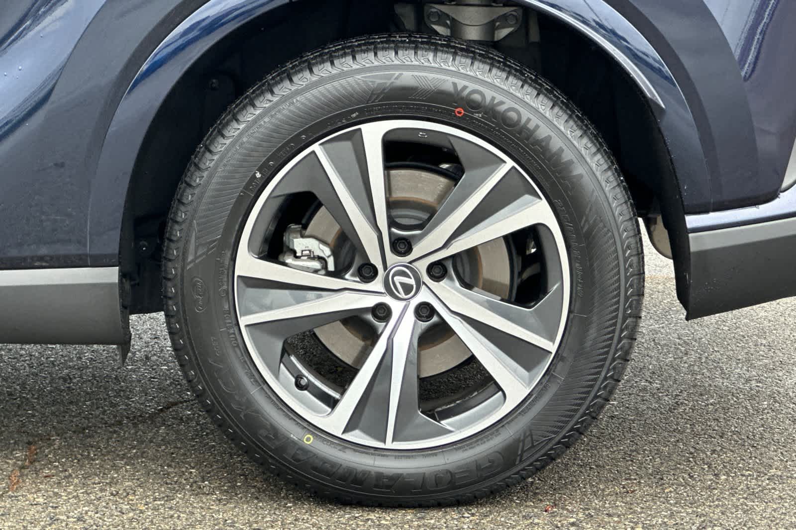 Thumbnail: 2023 Lexus RX - 31