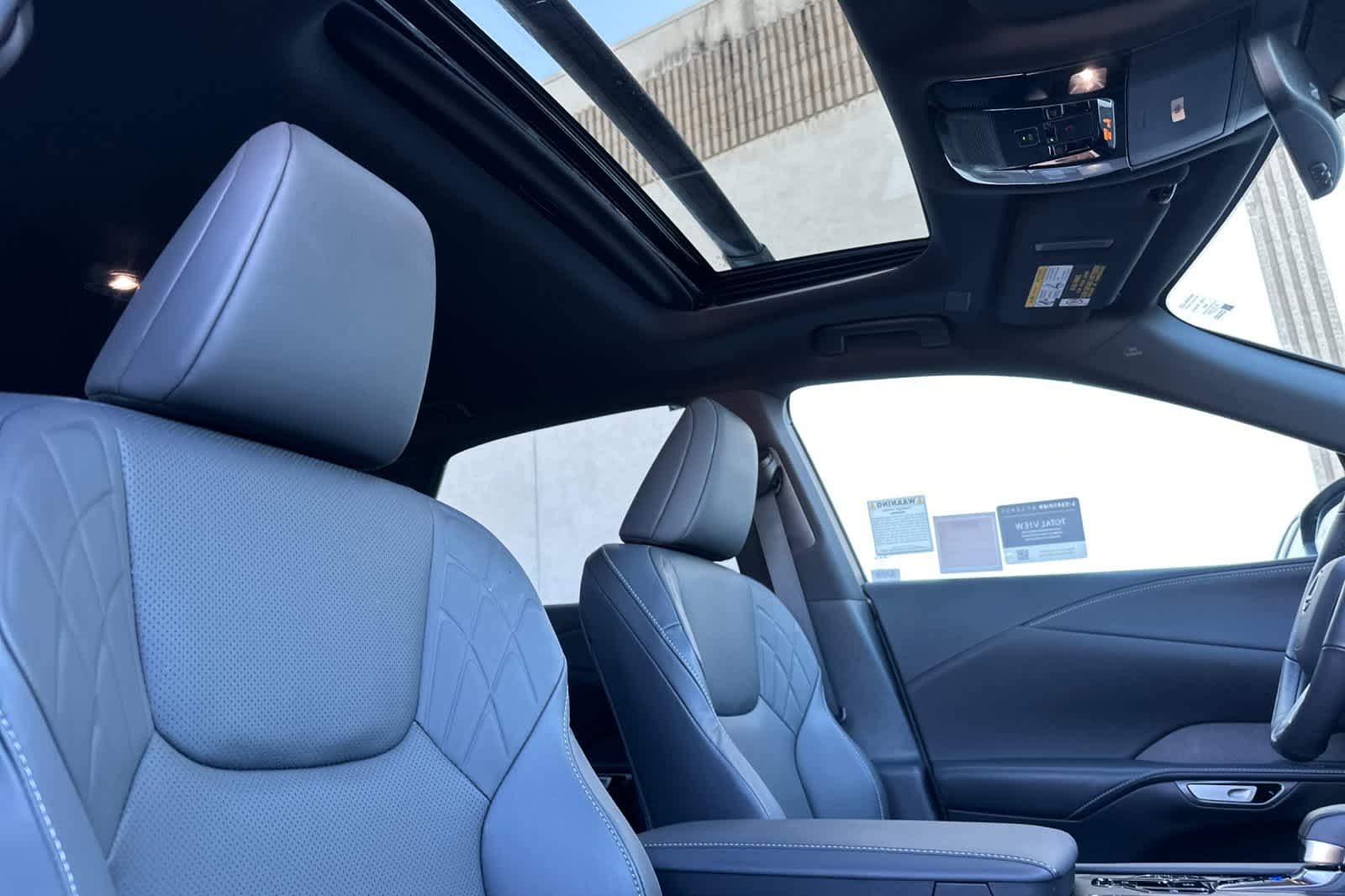 Thumbnail: 2025 Lexus RX - 18