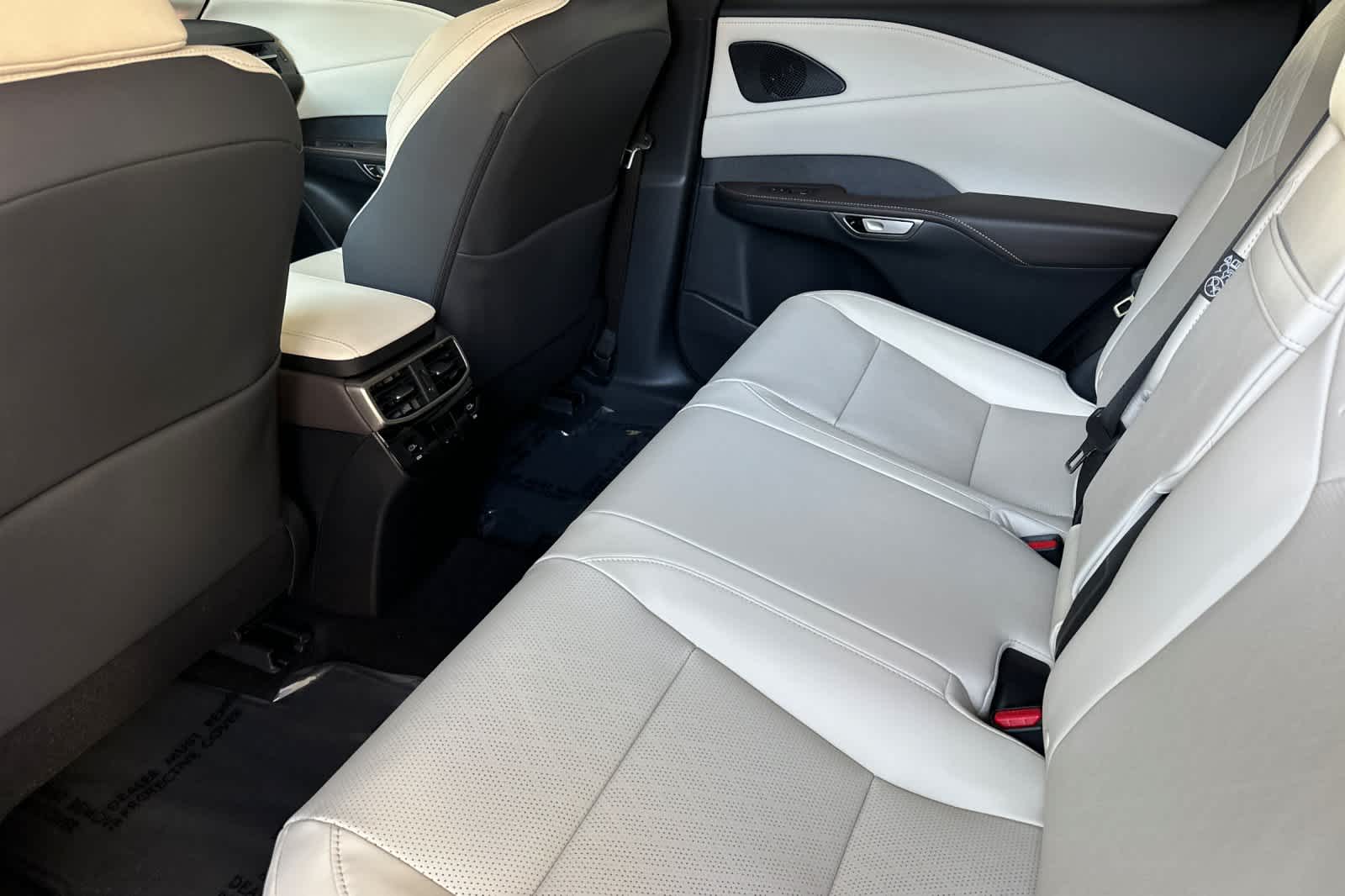 Thumbnail: 2026 Lexus RX - 4