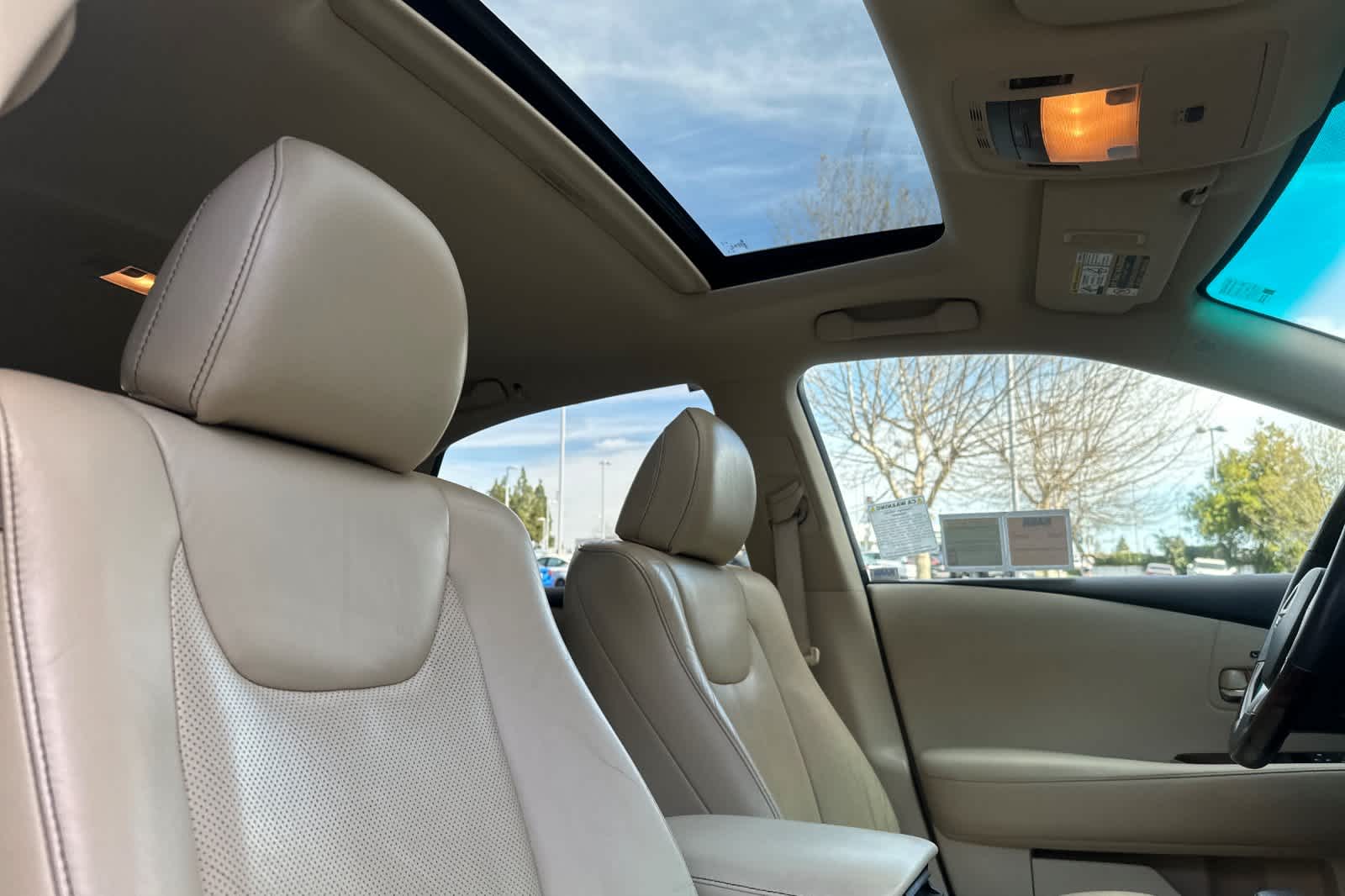 Thumbnail: 2013 Lexus RX - 18