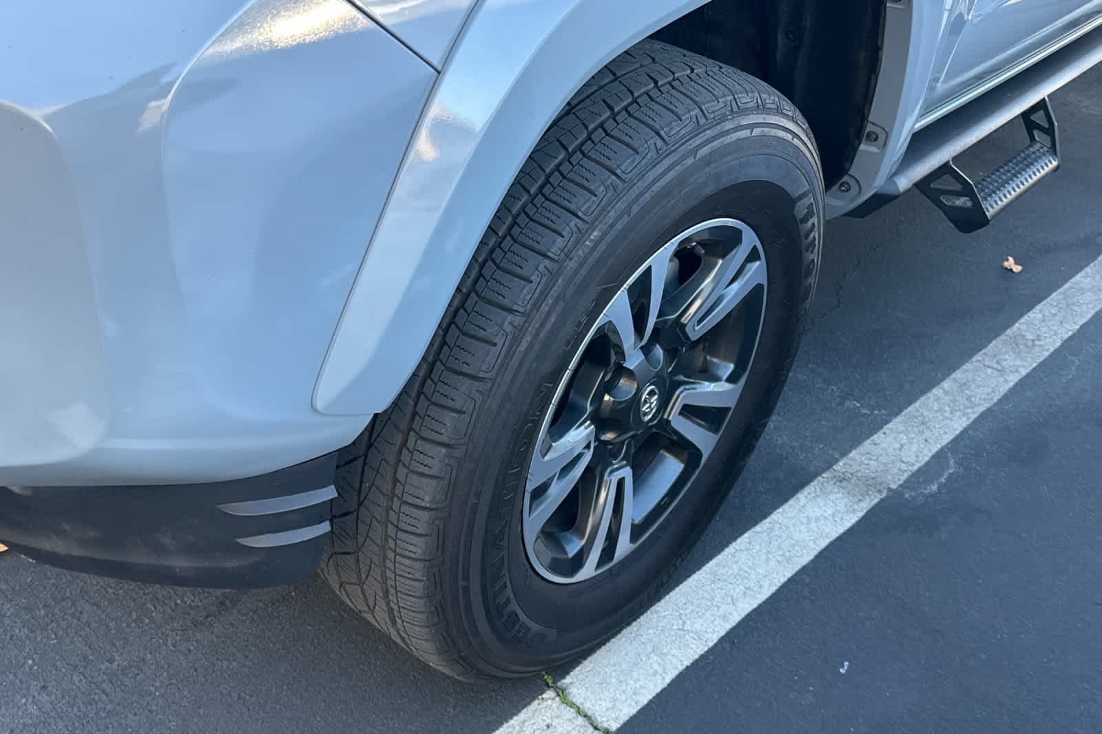 Thumbnail: 2019 Toyota Tacoma - 22