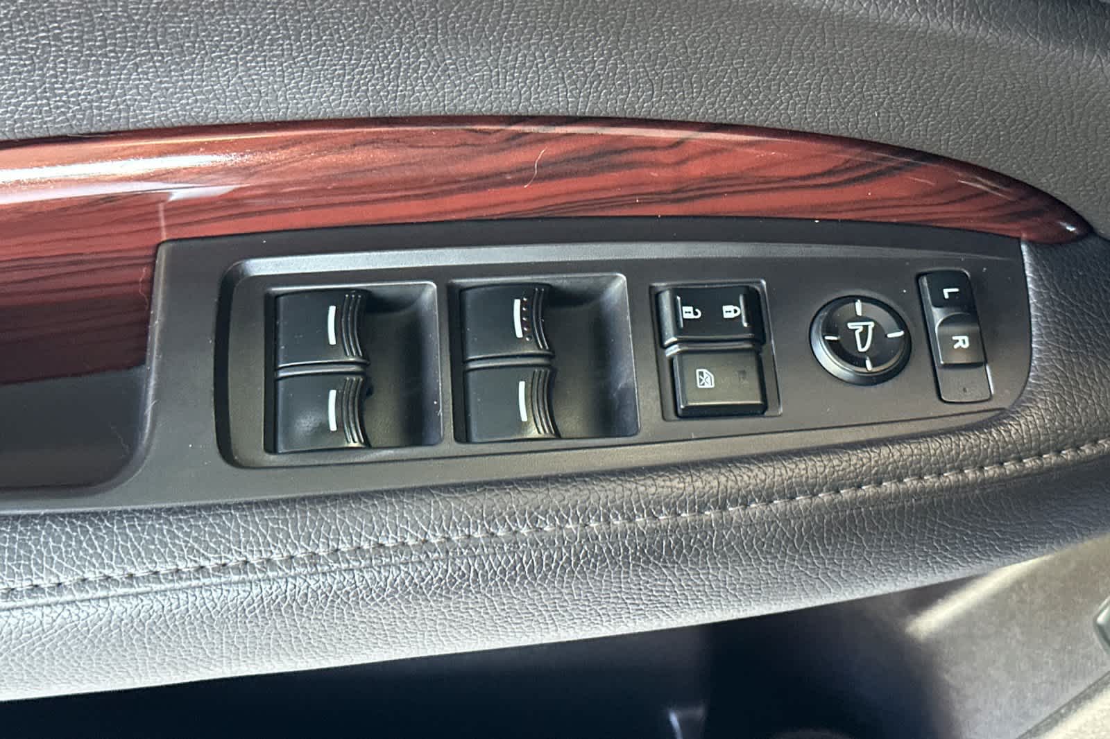 Thumbnail: 2016 Acura MDX - 13