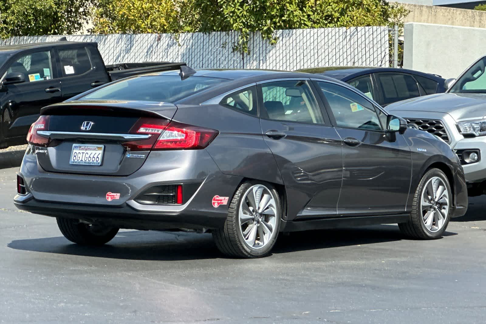 Thumbnail: 2018 Honda Clarity - 2