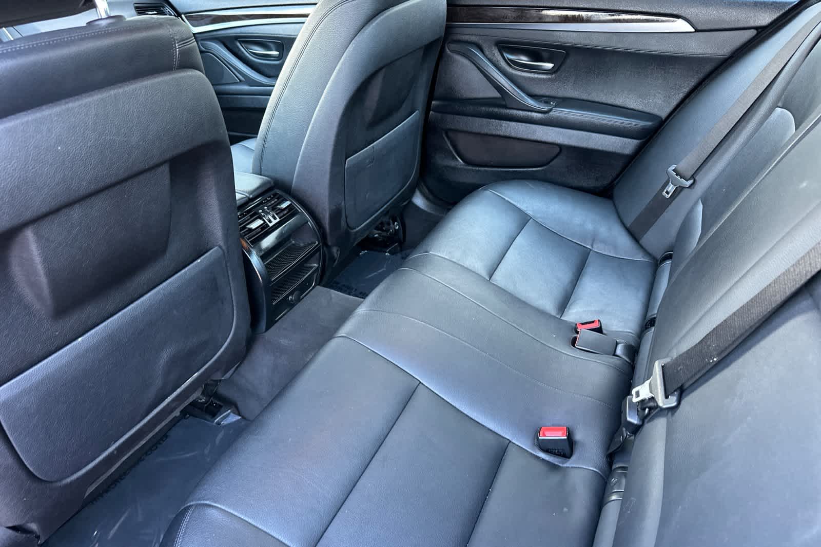 Thumbnail: 2015 BMW 5 Series - 4