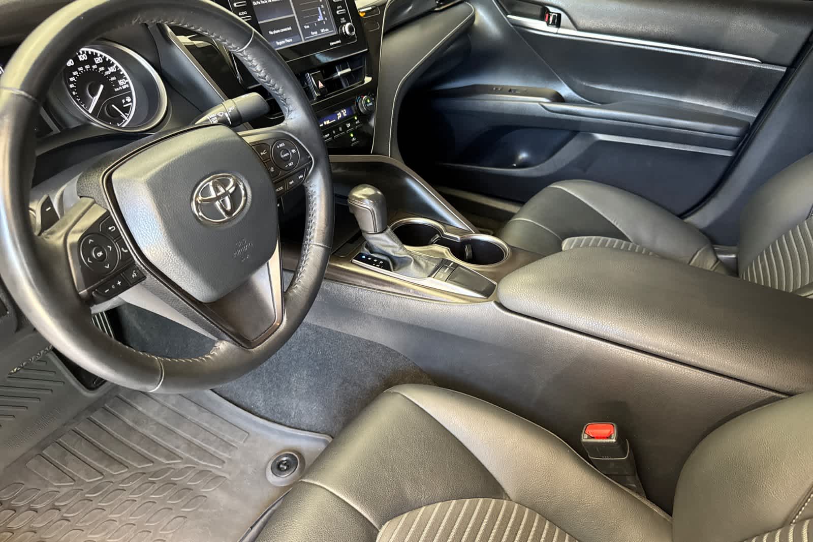 Thumbnail: 2024 Toyota Camry - 11