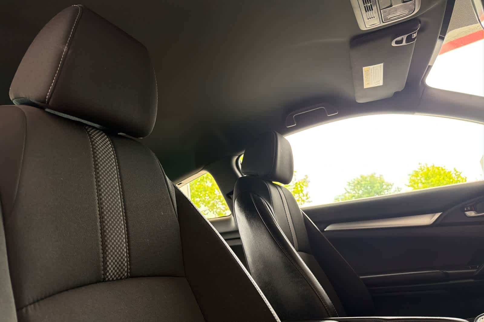 Thumbnail: 2019 Honda Civic - 16