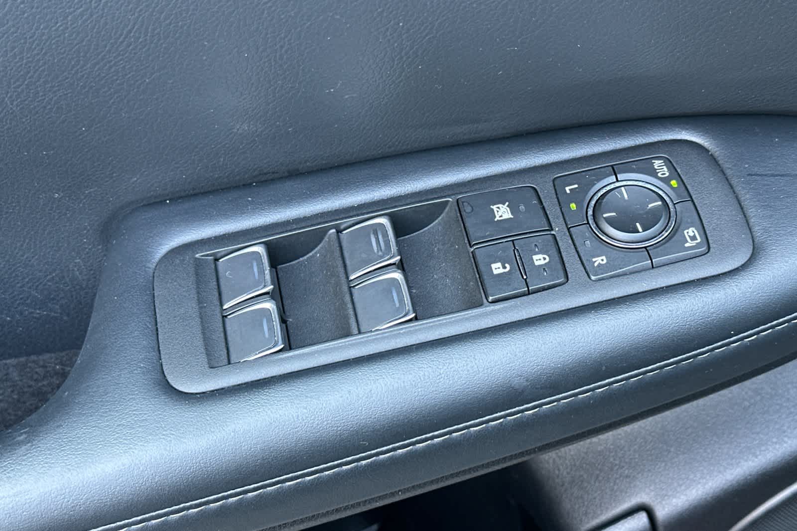 Thumbnail: 2022 Lexus RX - 13