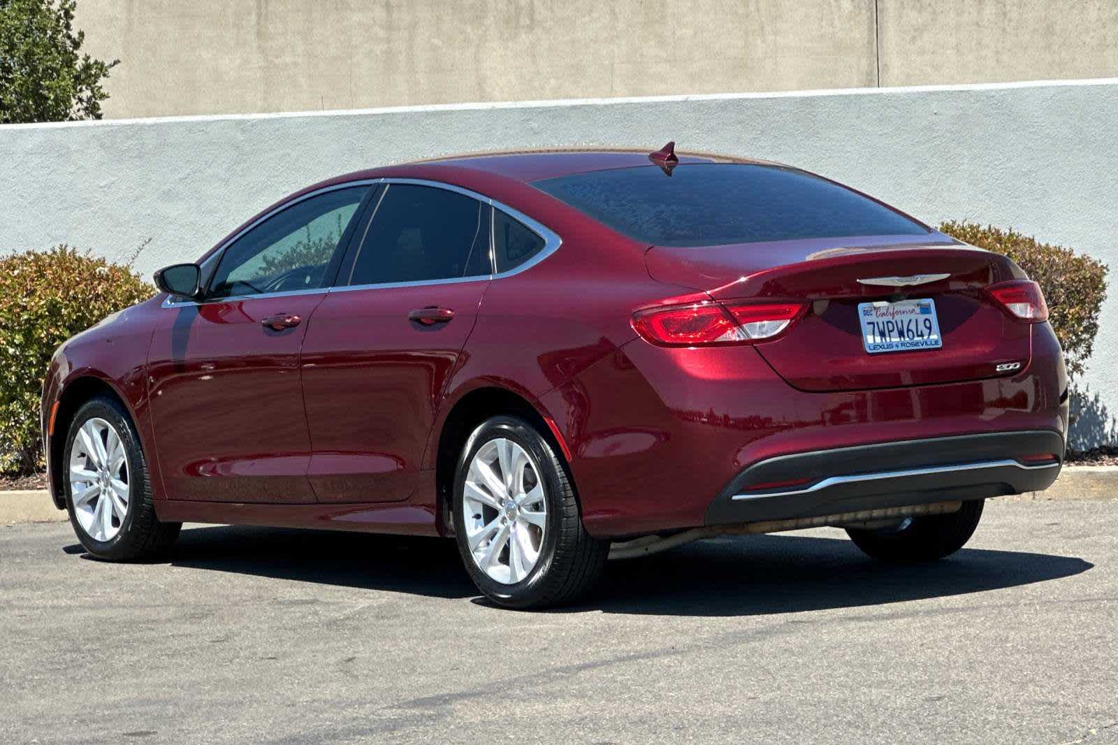 2017 Chrysler 200 Limited 7