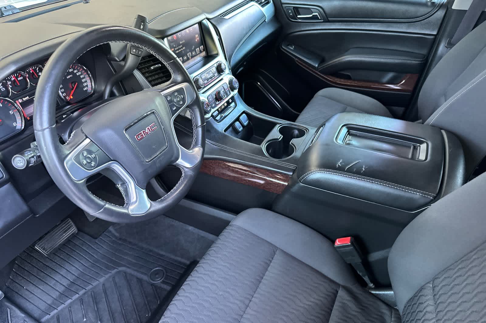Thumbnail: 2016 GMC Yukon - 10