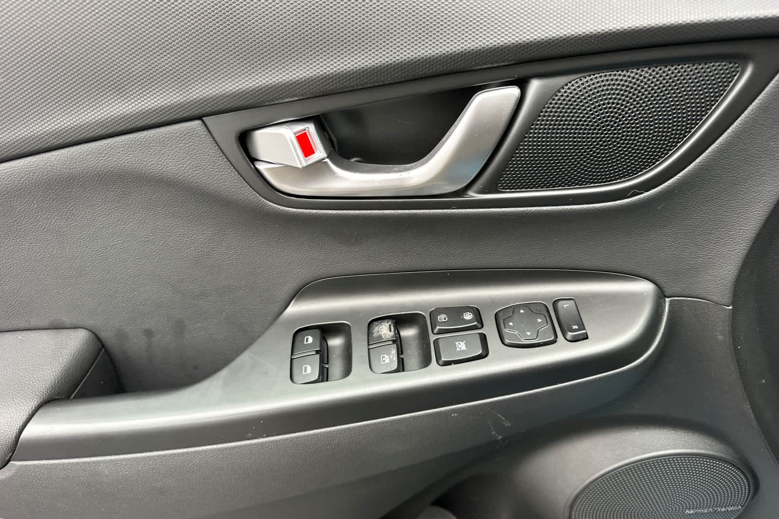 Thumbnail: 2022 Hyundai Kona - 12