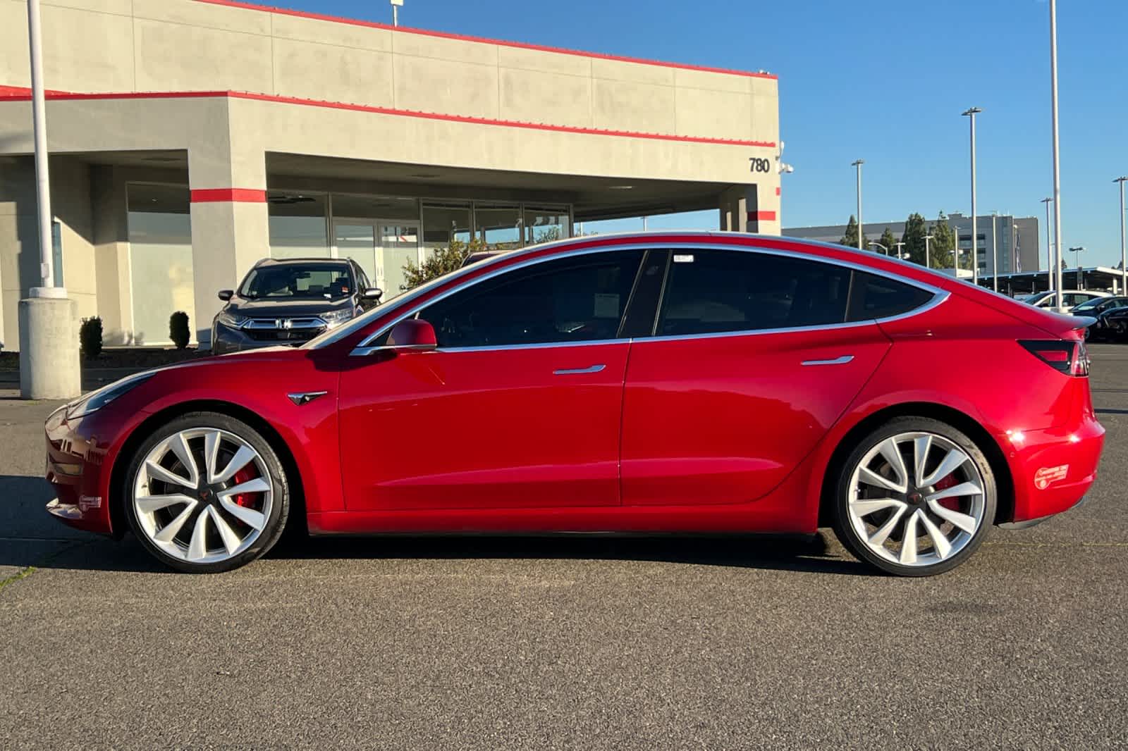 Thumbnail: 2018 Tesla Model 3 - 9