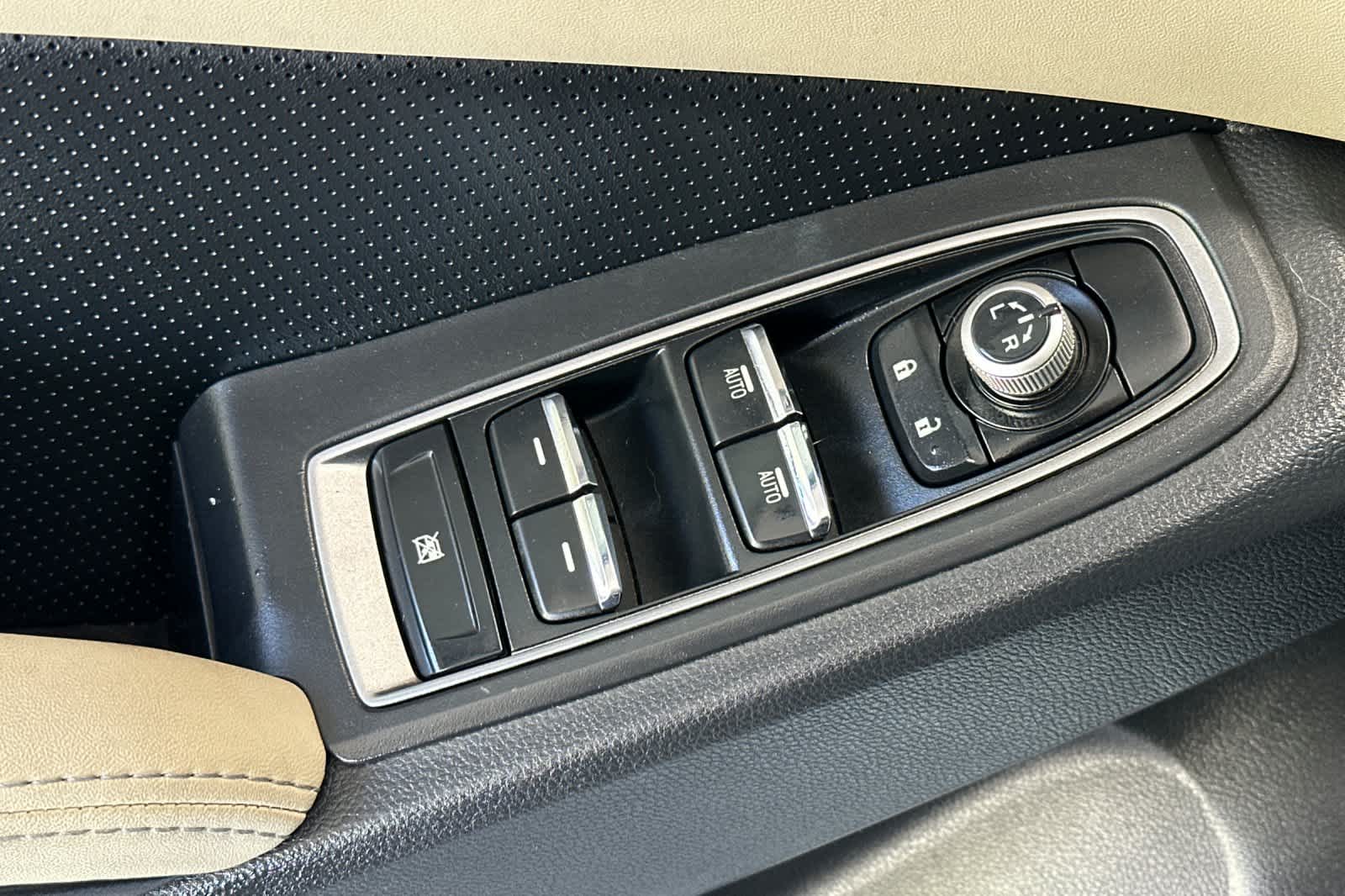 Thumbnail: 2022 Subaru Ascent - 13