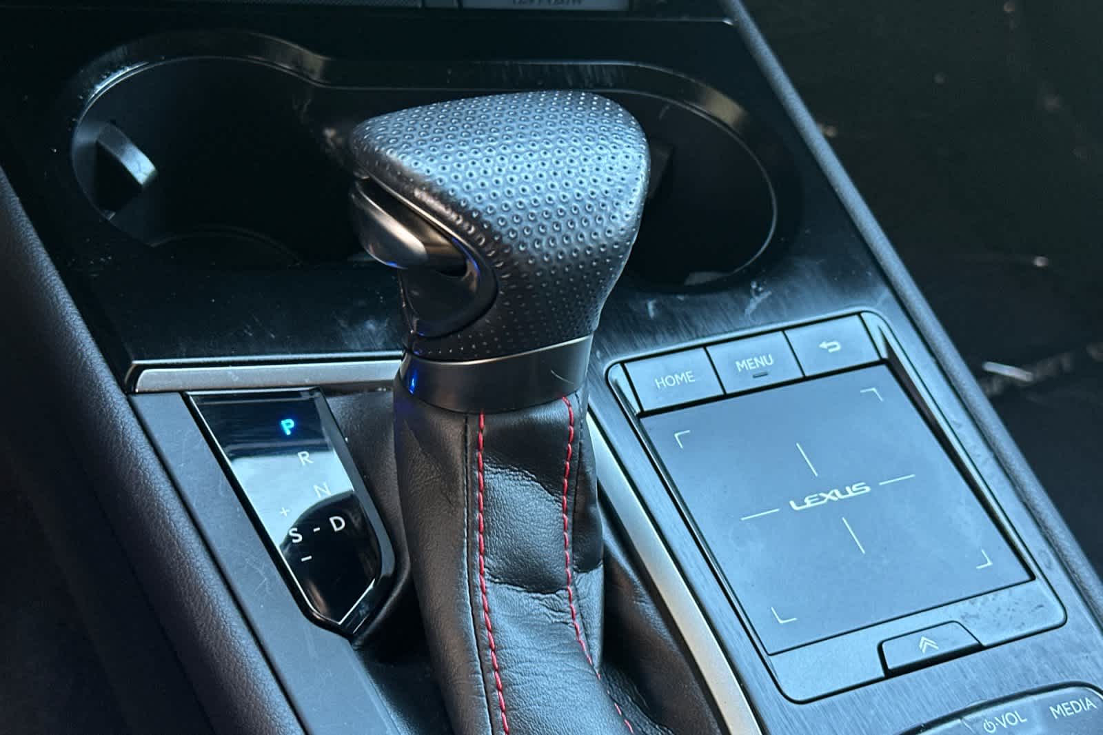 Thumbnail: 2019 Lexus UX - 23