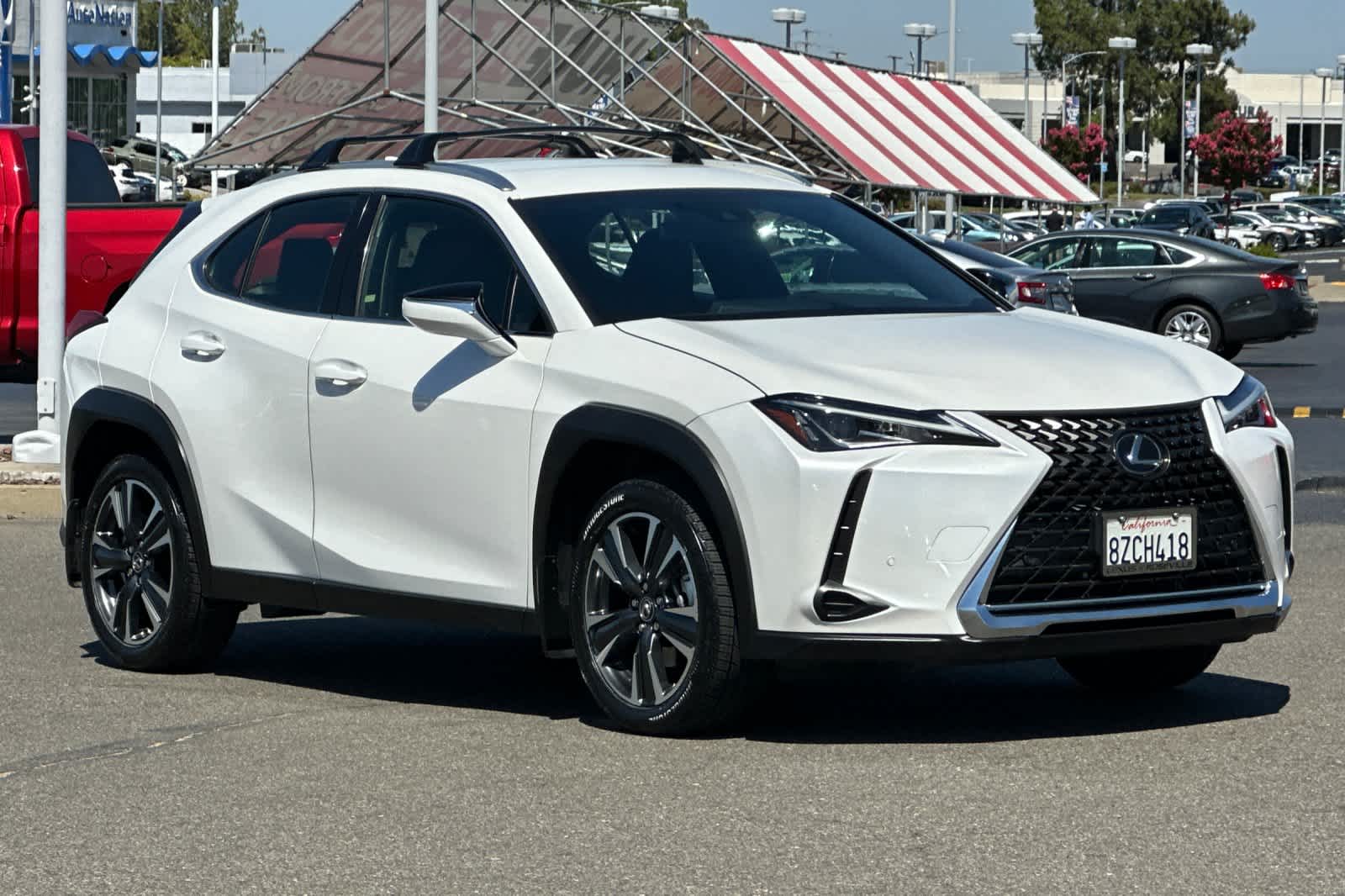 Thumbnail: 2022 Lexus UX - 5