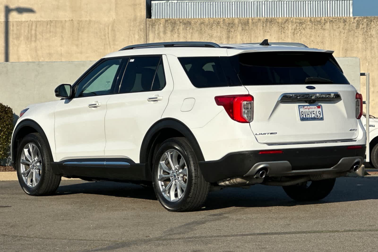 Thumbnail: 2021 Ford Explorer - 7