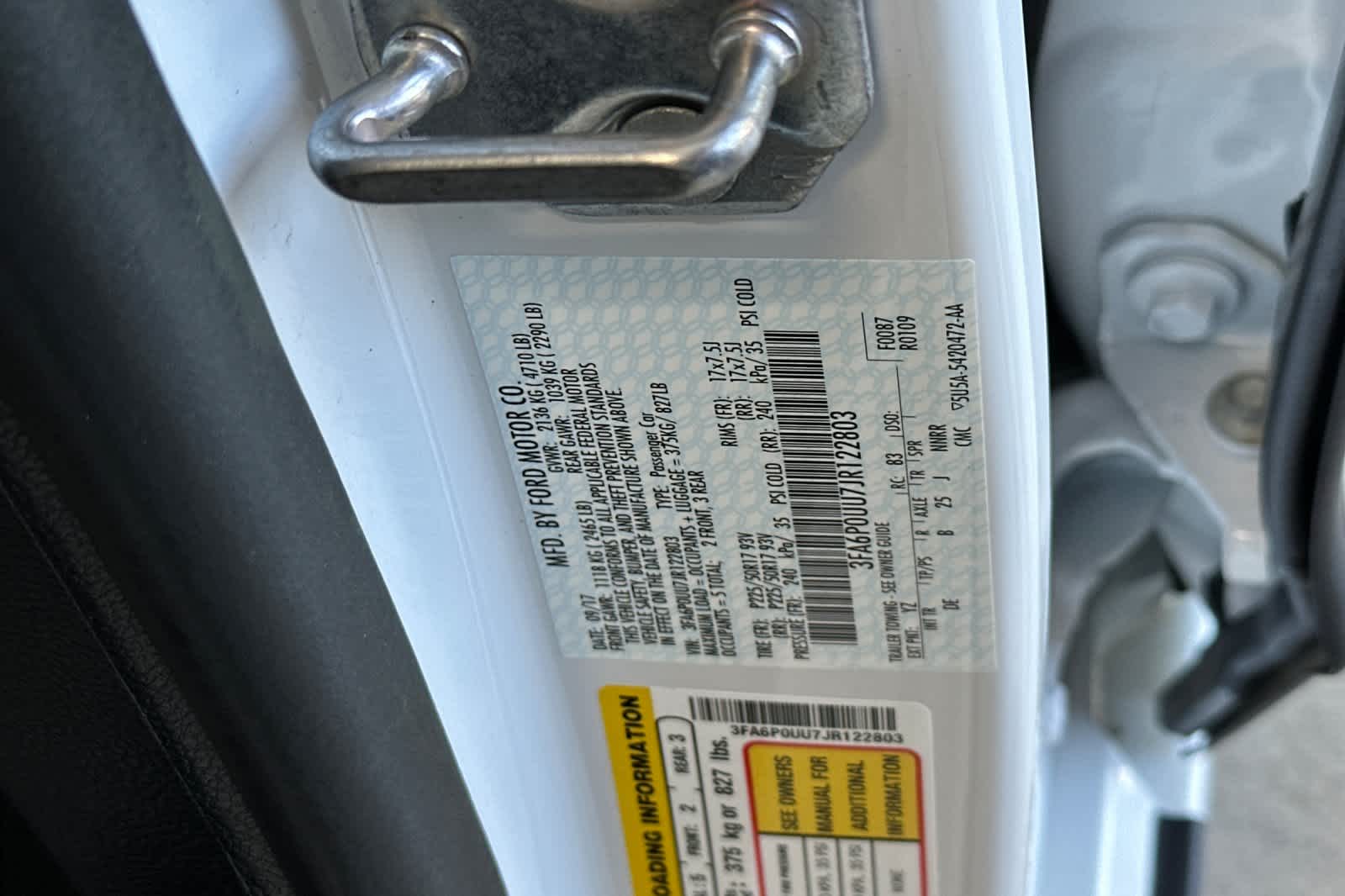 2018 Ford Fusion S 31