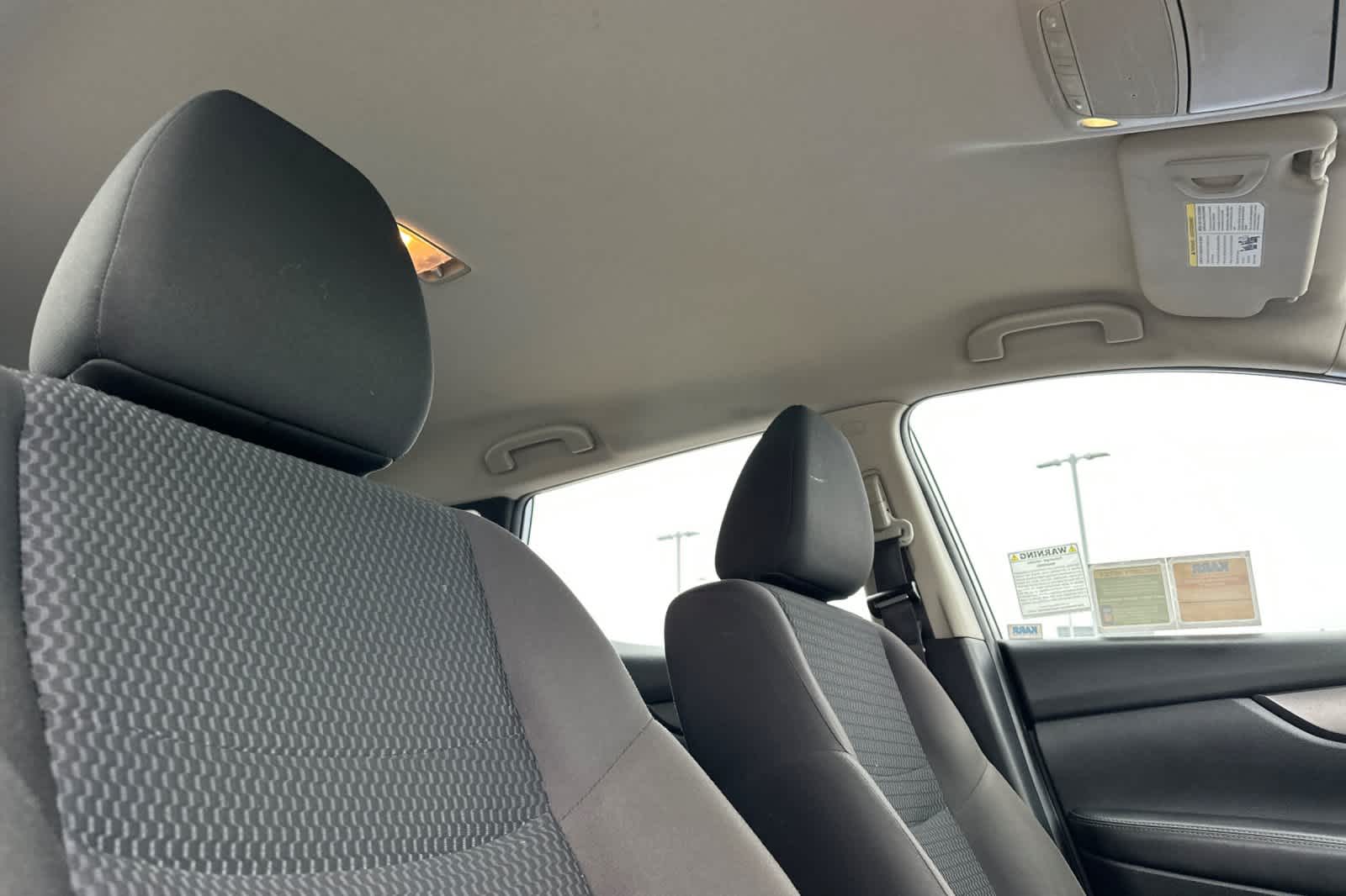 Thumbnail: 2022 Nissan Rogue Sport - 18