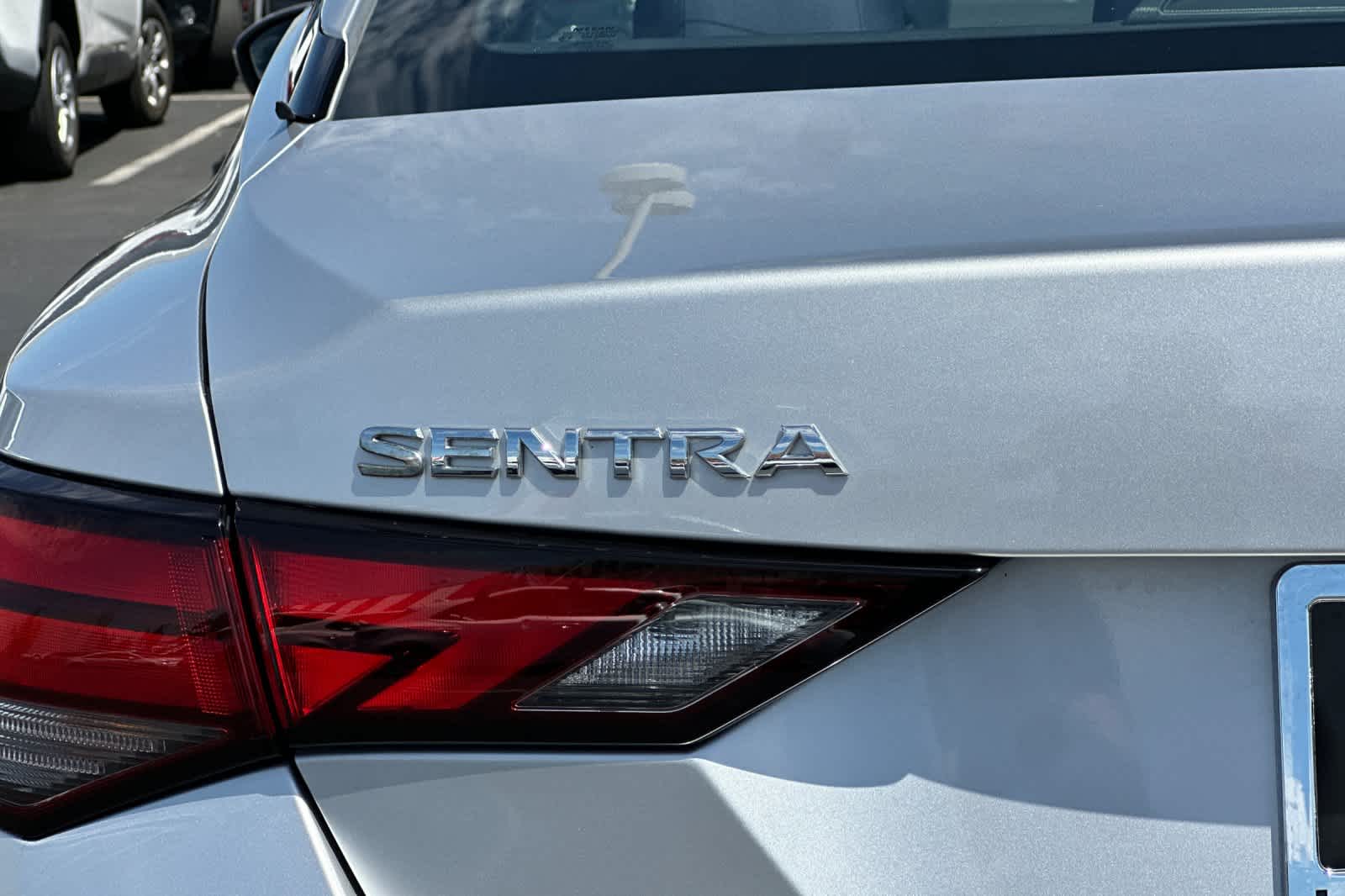 Thumbnail: 2021 Nissan Sentra - 30
