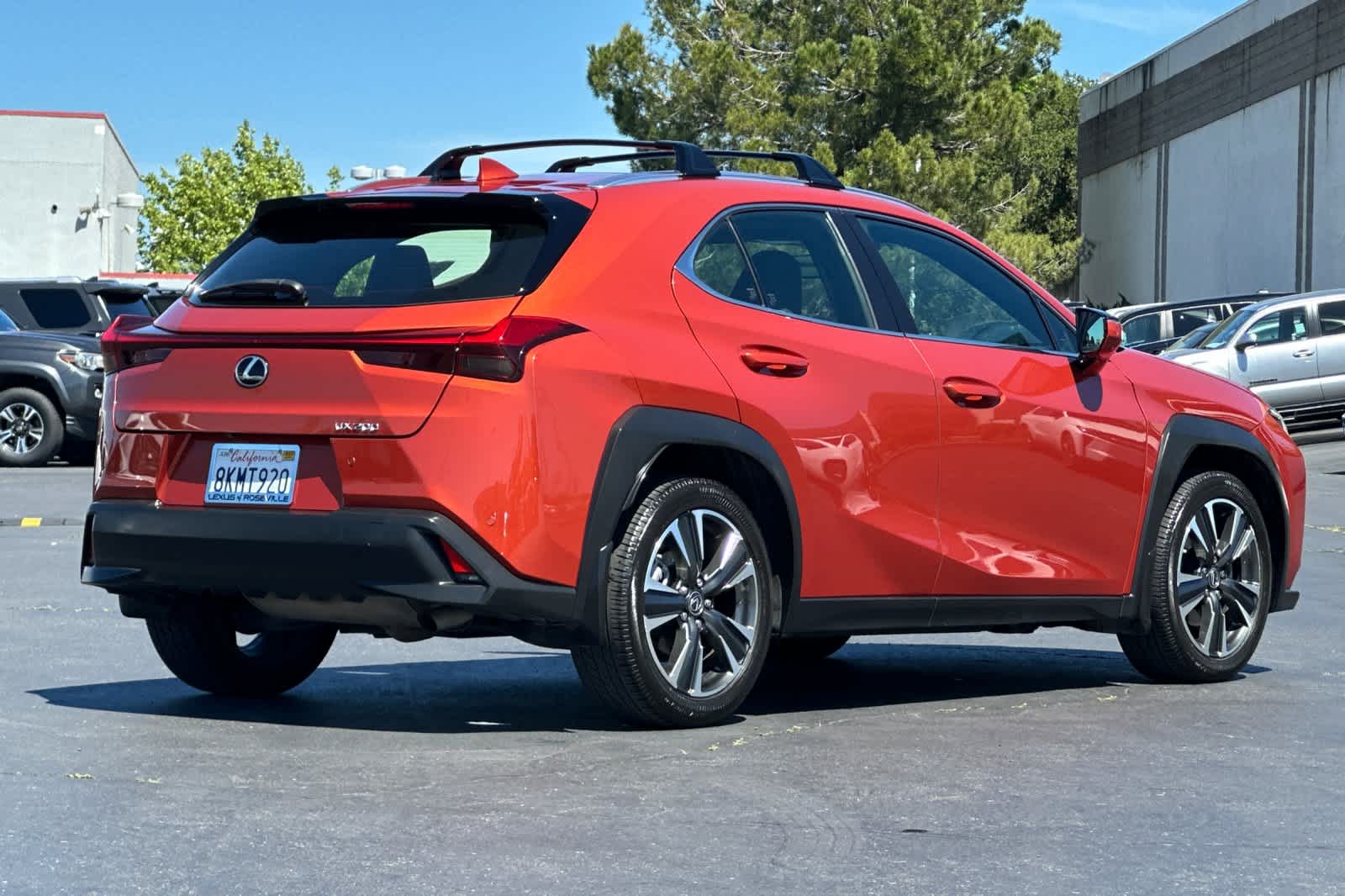 Thumbnail: 2019 Lexus UX - 2