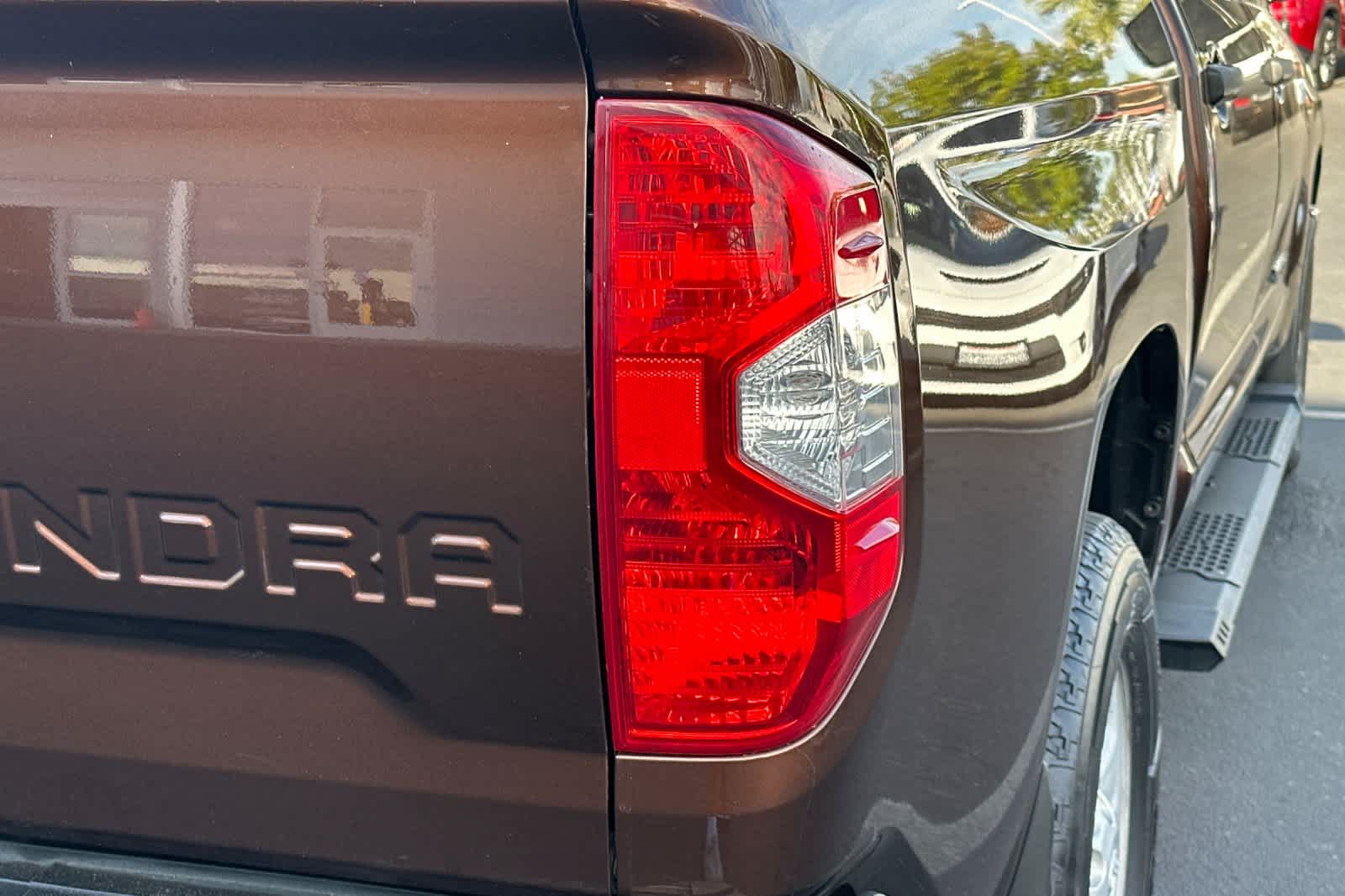 Thumbnail: 2016 Toyota Tundra - 17