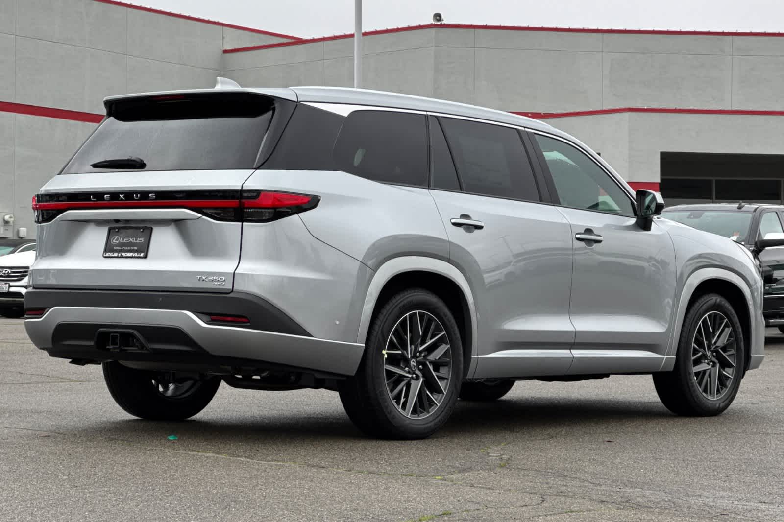 Thumbnail: 2026 Lexus TX - 2