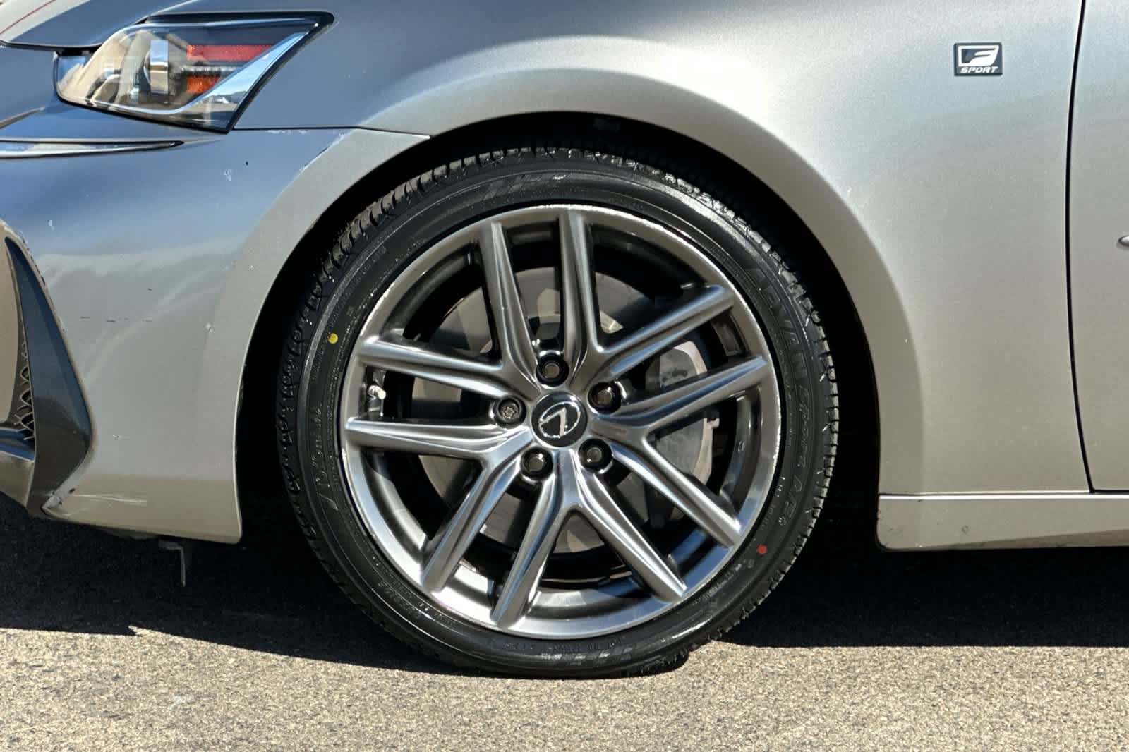 Thumbnail: 2020 Lexus IS - 30