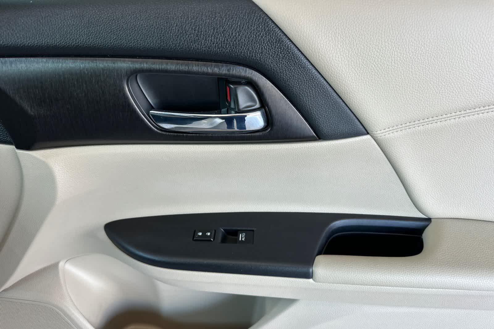 Thumbnail: 2014 Honda Accord - 18