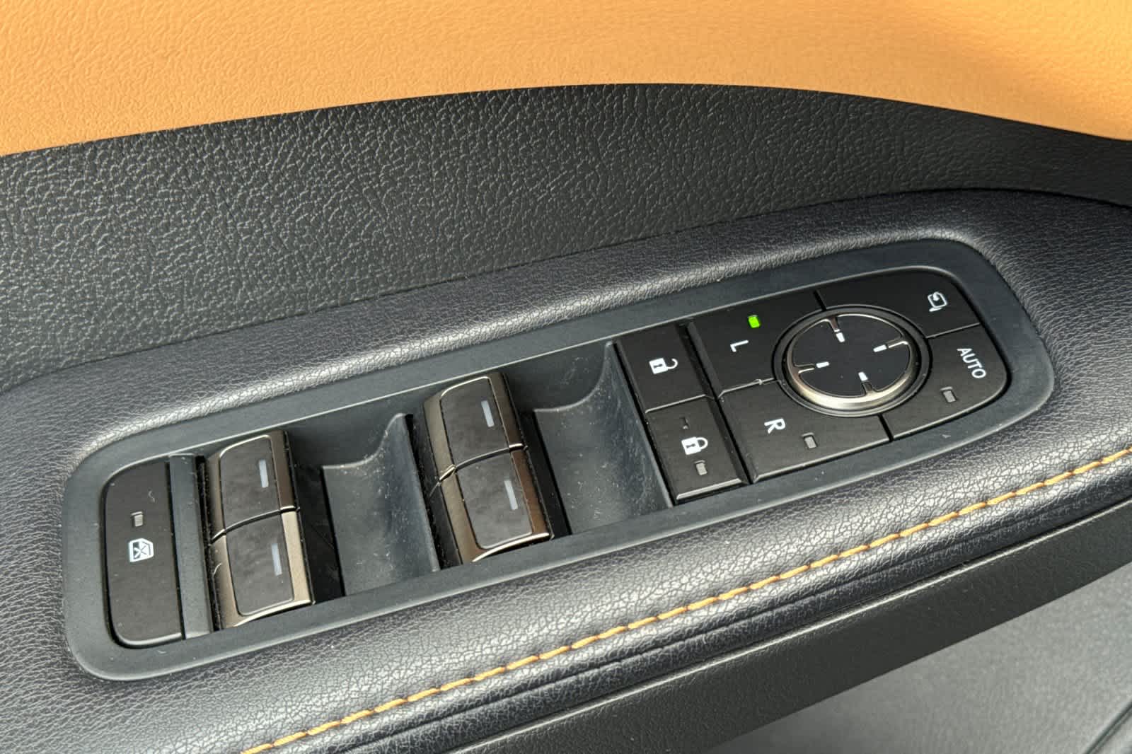 Thumbnail: 2025 Lexus RX - 13