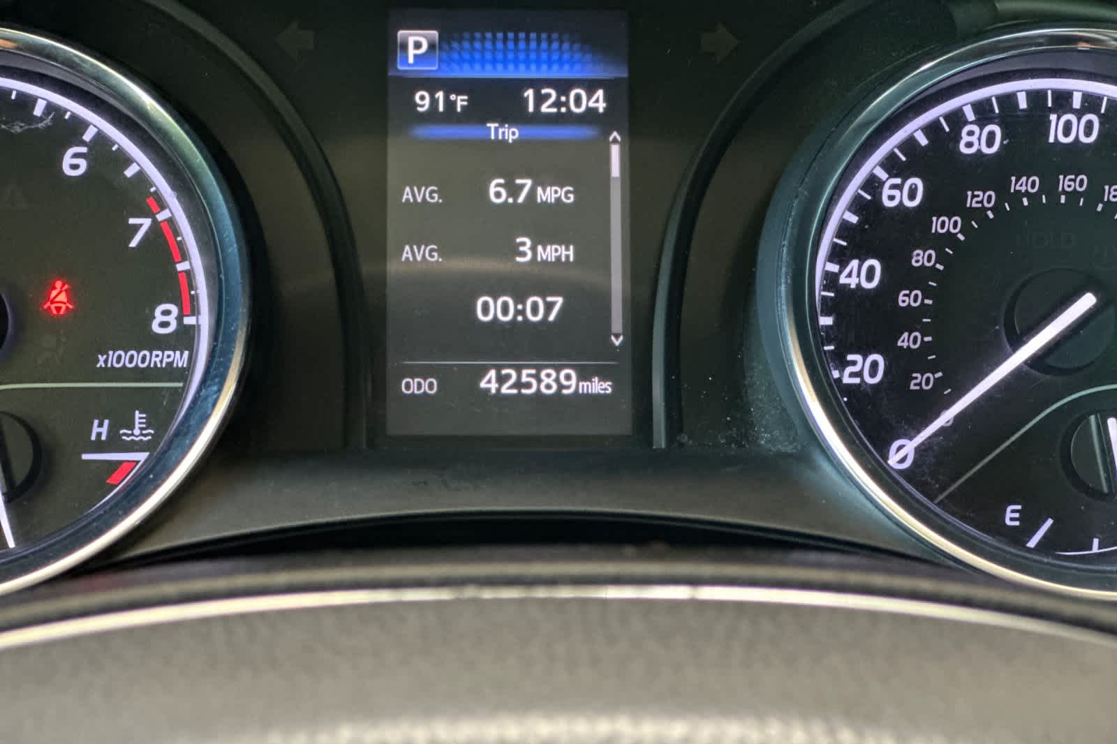 2019 Toyota Camry LE 26
